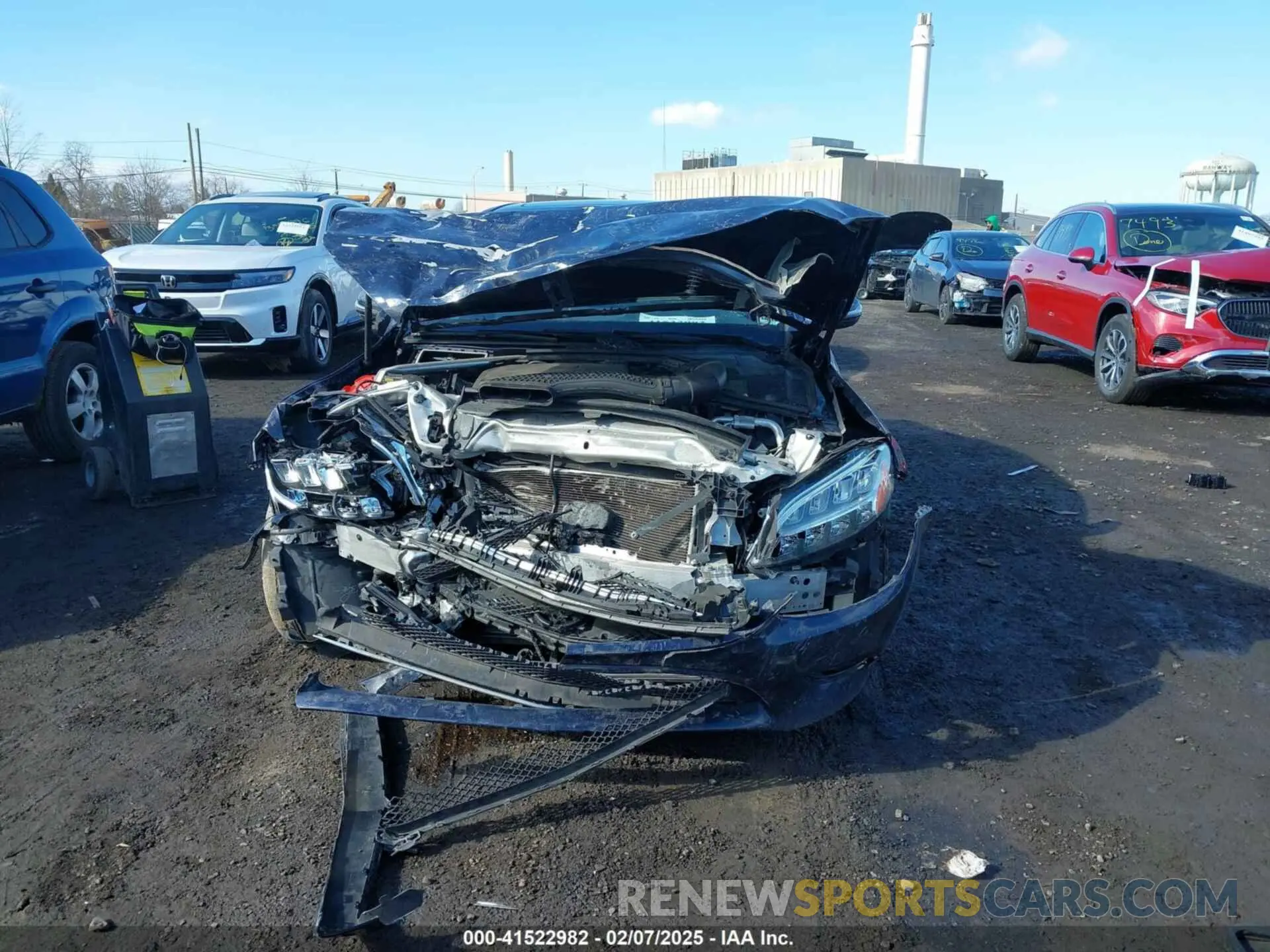 11 Photograph of a damaged car 55SWF8EB9KU301449 MERCEDES-BENZ C 300 2019