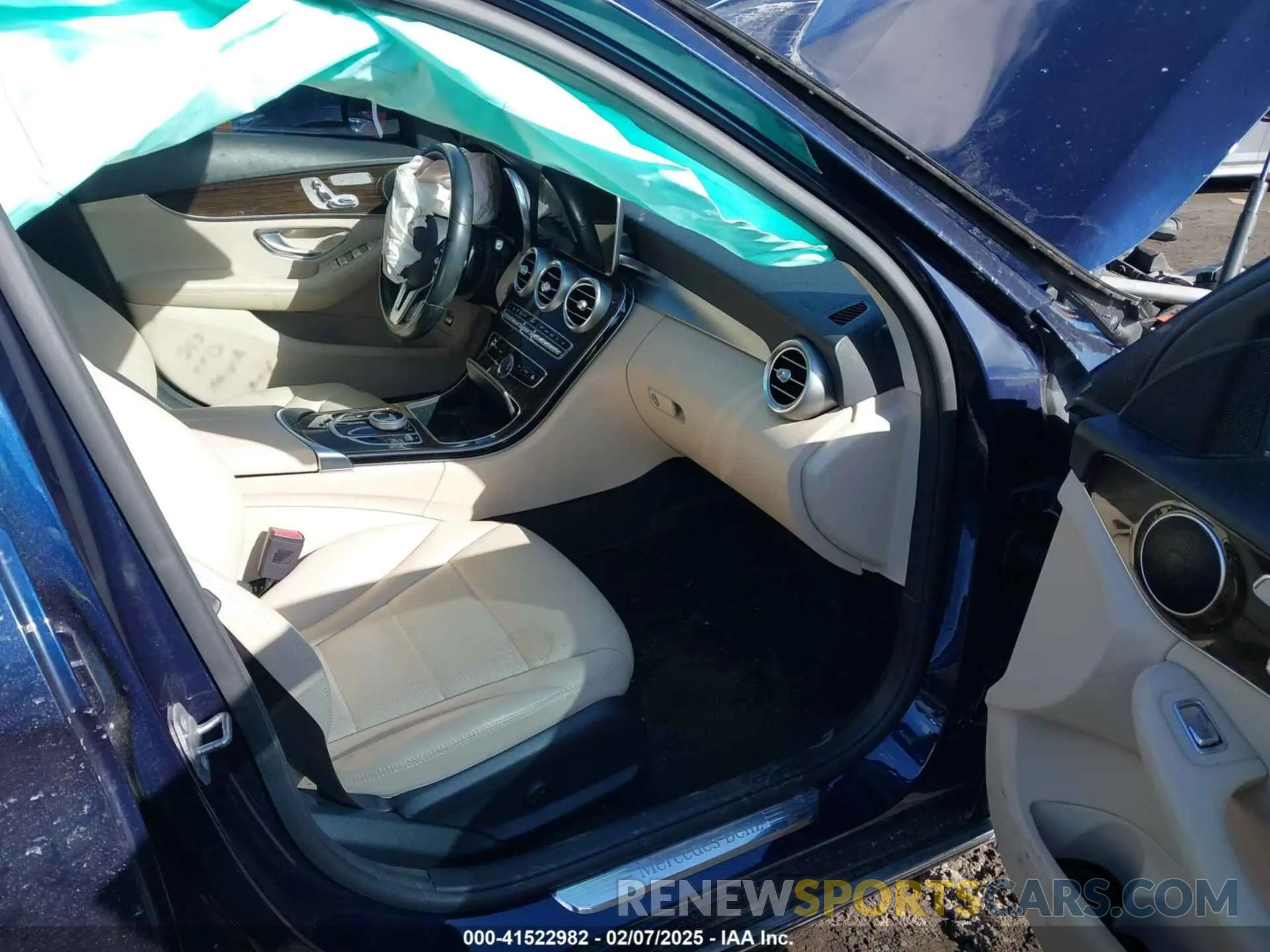5 Photograph of a damaged car 55SWF8EB9KU301449 MERCEDES-BENZ C 300 2019