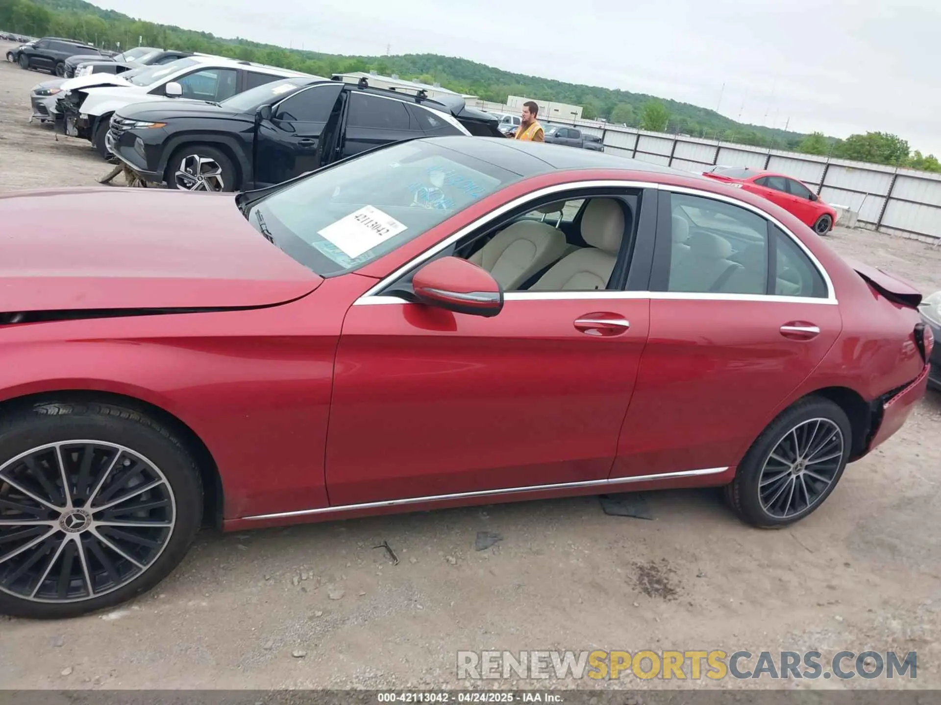 13 Photograph of a damaged car 55SWF8EB9KU308188 MERCEDES-BENZ C 300 2019