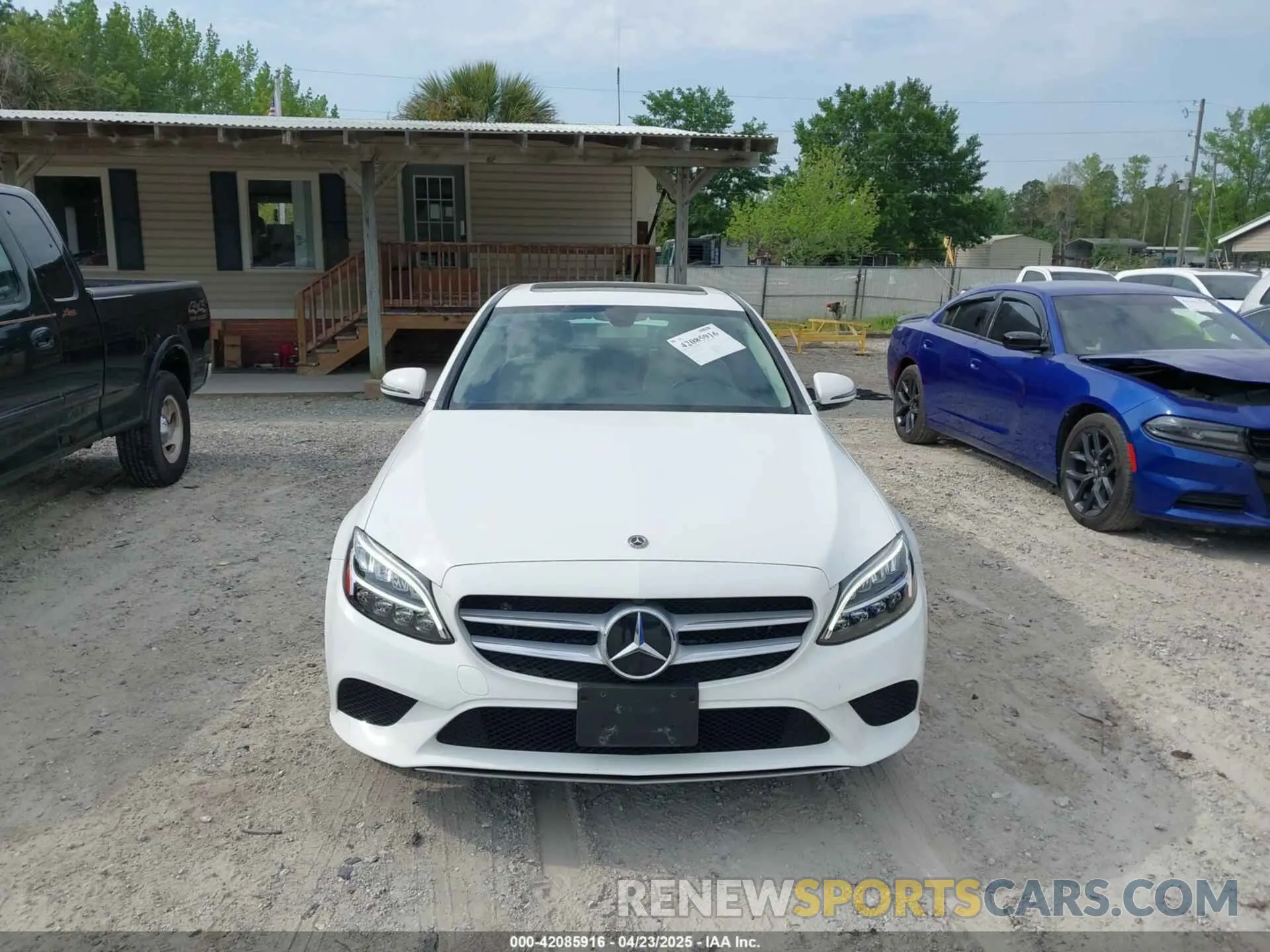 12 Photograph of a damaged car 55SWF8EB9KU311723 MERCEDES-BENZ C 300 2019