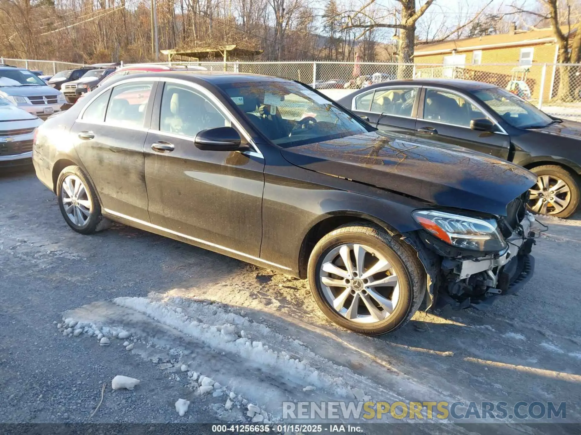 1 Photograph of a damaged car 55SWF8EBXKU315943 MERCEDES-BENZ C 300 2019