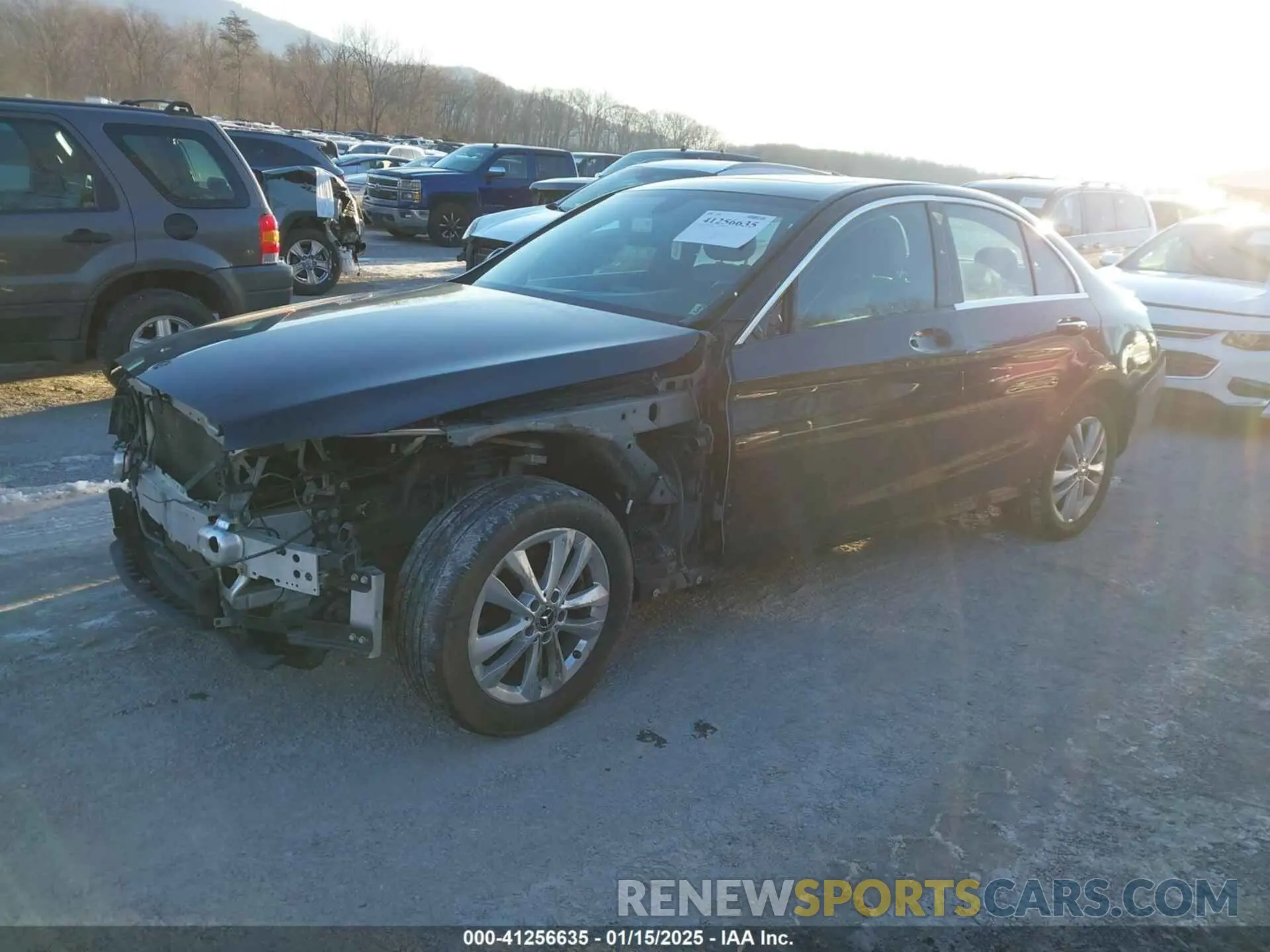 2 Photograph of a damaged car 55SWF8EBXKU315943 MERCEDES-BENZ C 300 2019