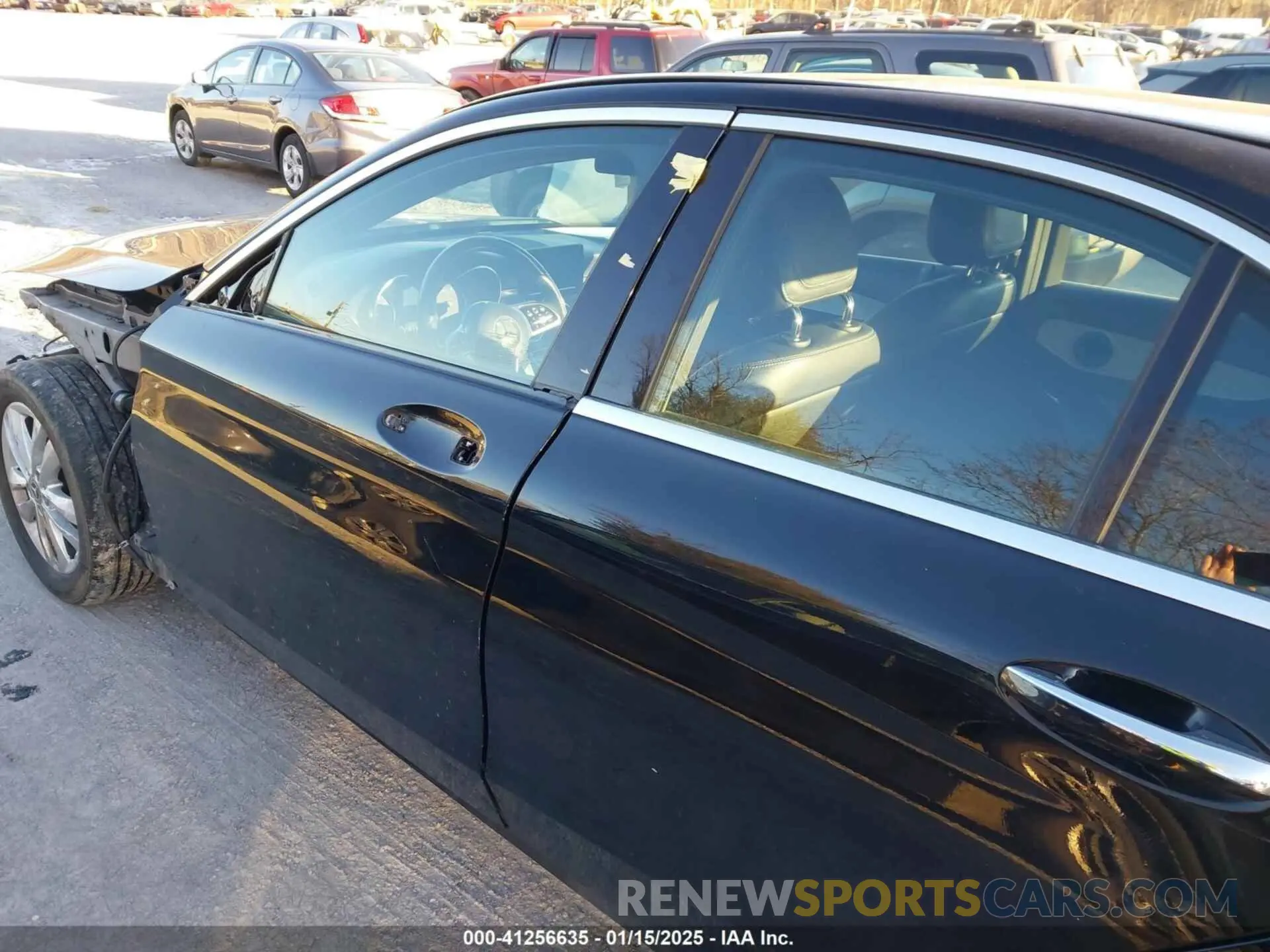 21 Photograph of a damaged car 55SWF8EBXKU315943 MERCEDES-BENZ C 300 2019