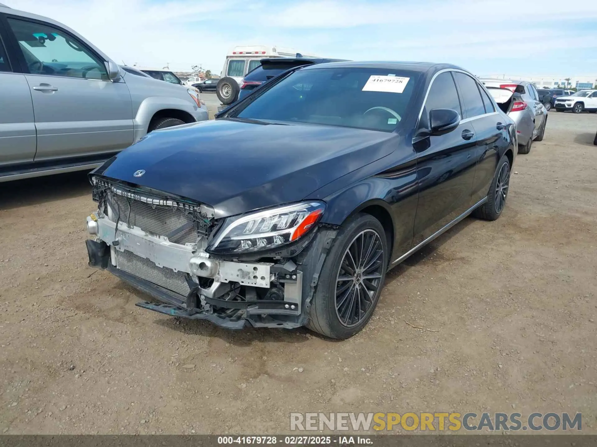 2 Photograph of a damaged car WDDWF8DB1KR483795 MERCEDES-BENZ C 300 2019