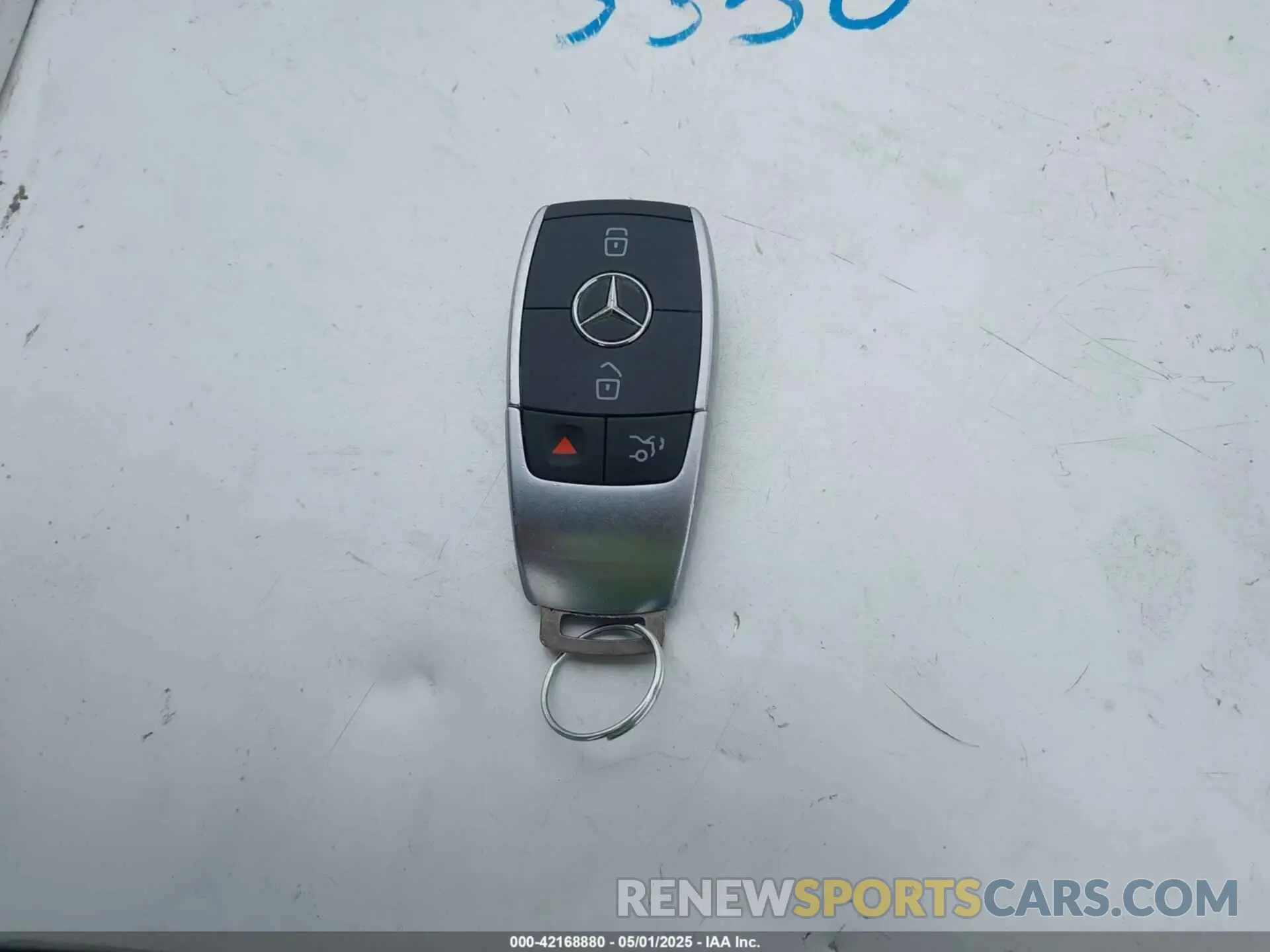 11 Photograph of a damaged car WDDWF8DB4KR463153 MERCEDES-BENZ C 300 2019