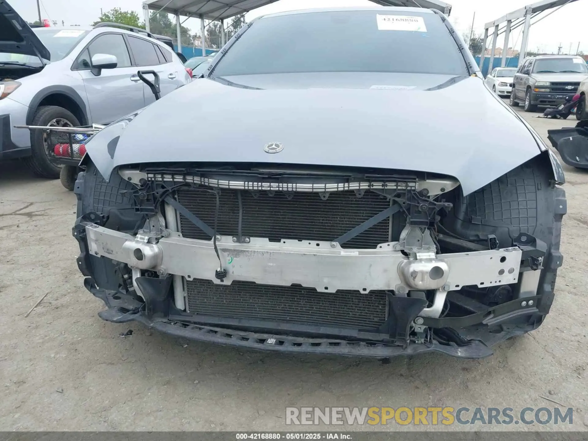 6 Photograph of a damaged car WDDWF8DB4KR463153 MERCEDES-BENZ C 300 2019