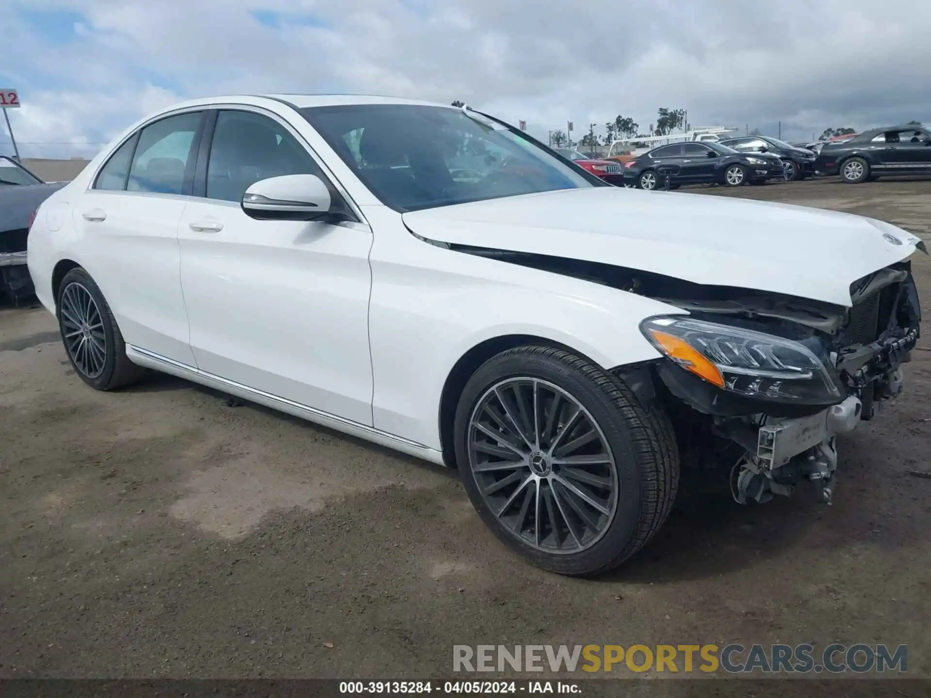 1 Photograph of a damaged car WDDWF8DB5KR462951 MERCEDES-BENZ C 300 2019