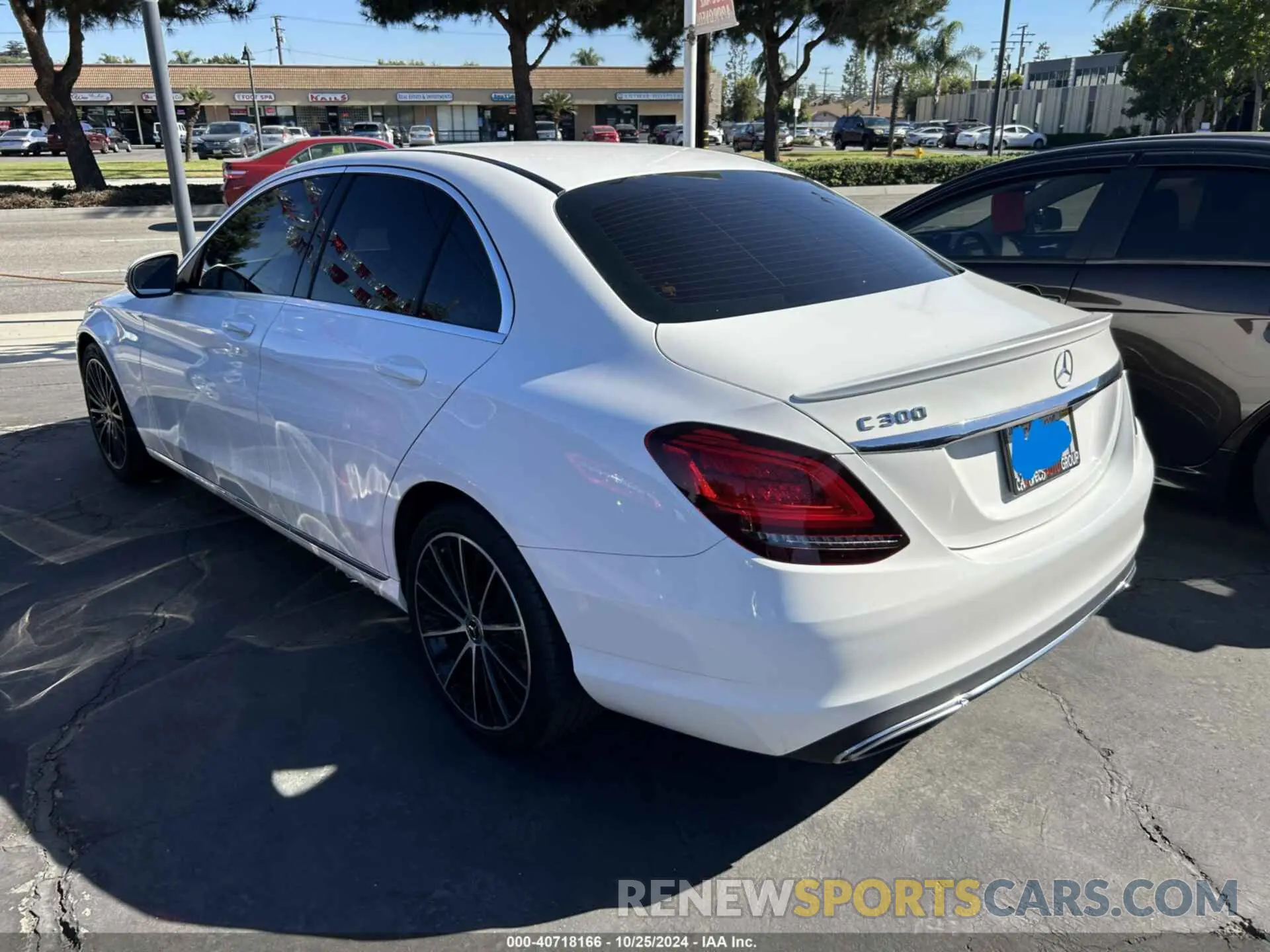 3 Photograph of a damaged car WDDWF8DBXKR462377 MERCEDES-BENZ C 300 2019