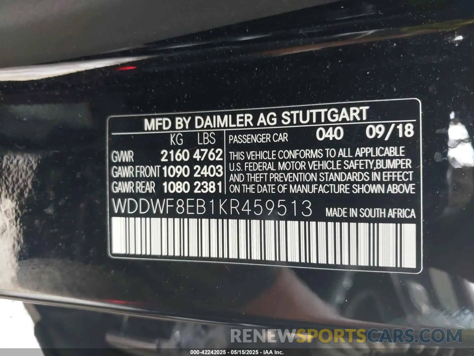 9 Photograph of a damaged car WDDWF8EB1KR459513 MERCEDES-BENZ C 300 2019