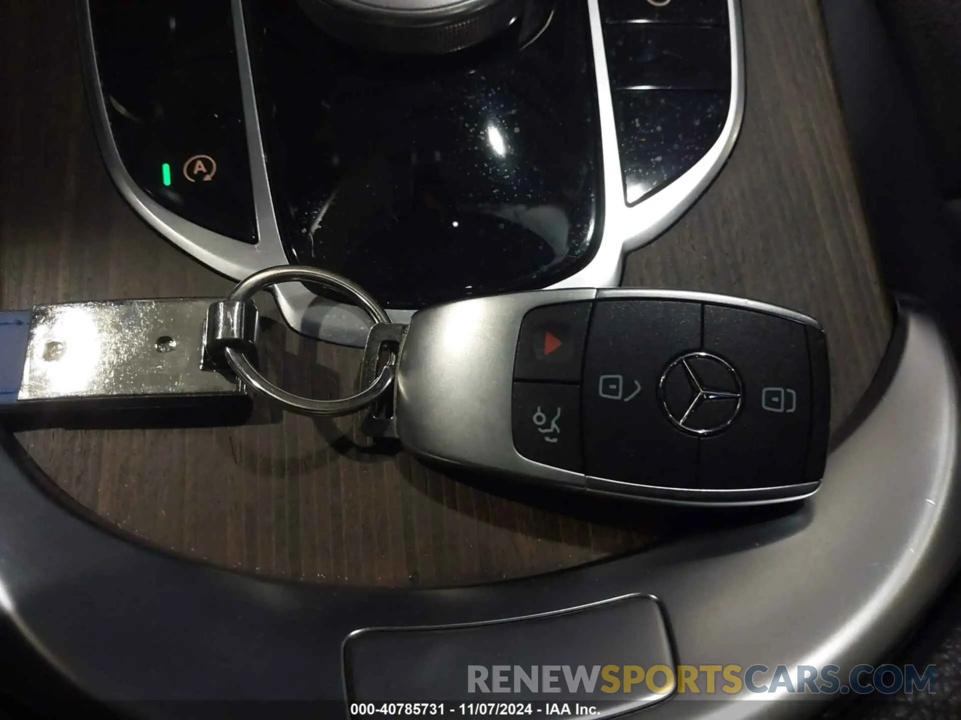 11 Photograph of a damaged car WDDWF8EB3KR501678 MERCEDES-BENZ C 300 2019