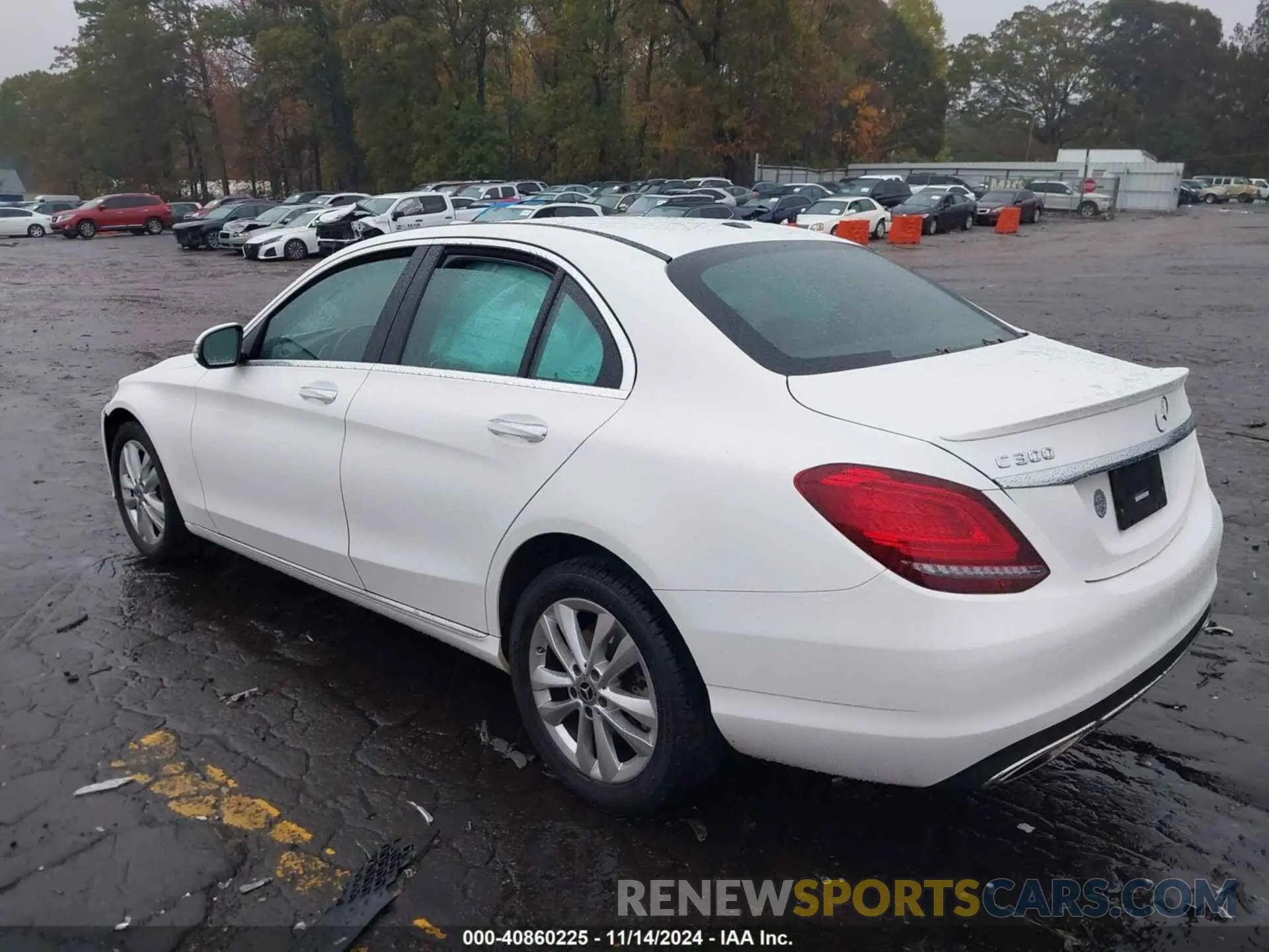 3 Photograph of a damaged car WDDWF8EB7KR484397 MERCEDES-BENZ C 300 2019