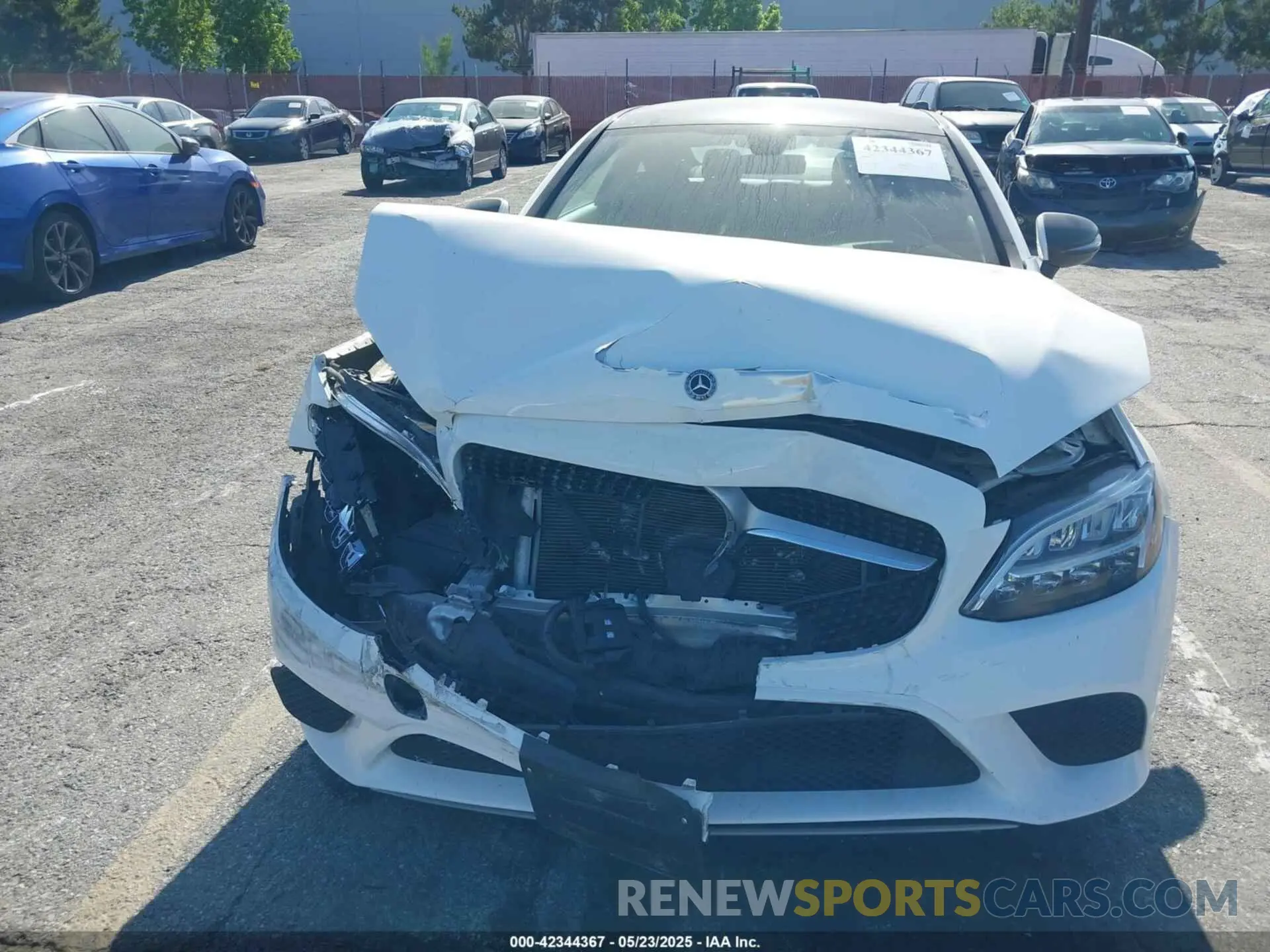 6 Photograph of a damaged car WDDWJ8DB9KF800304 MERCEDES-BENZ C 300 2019