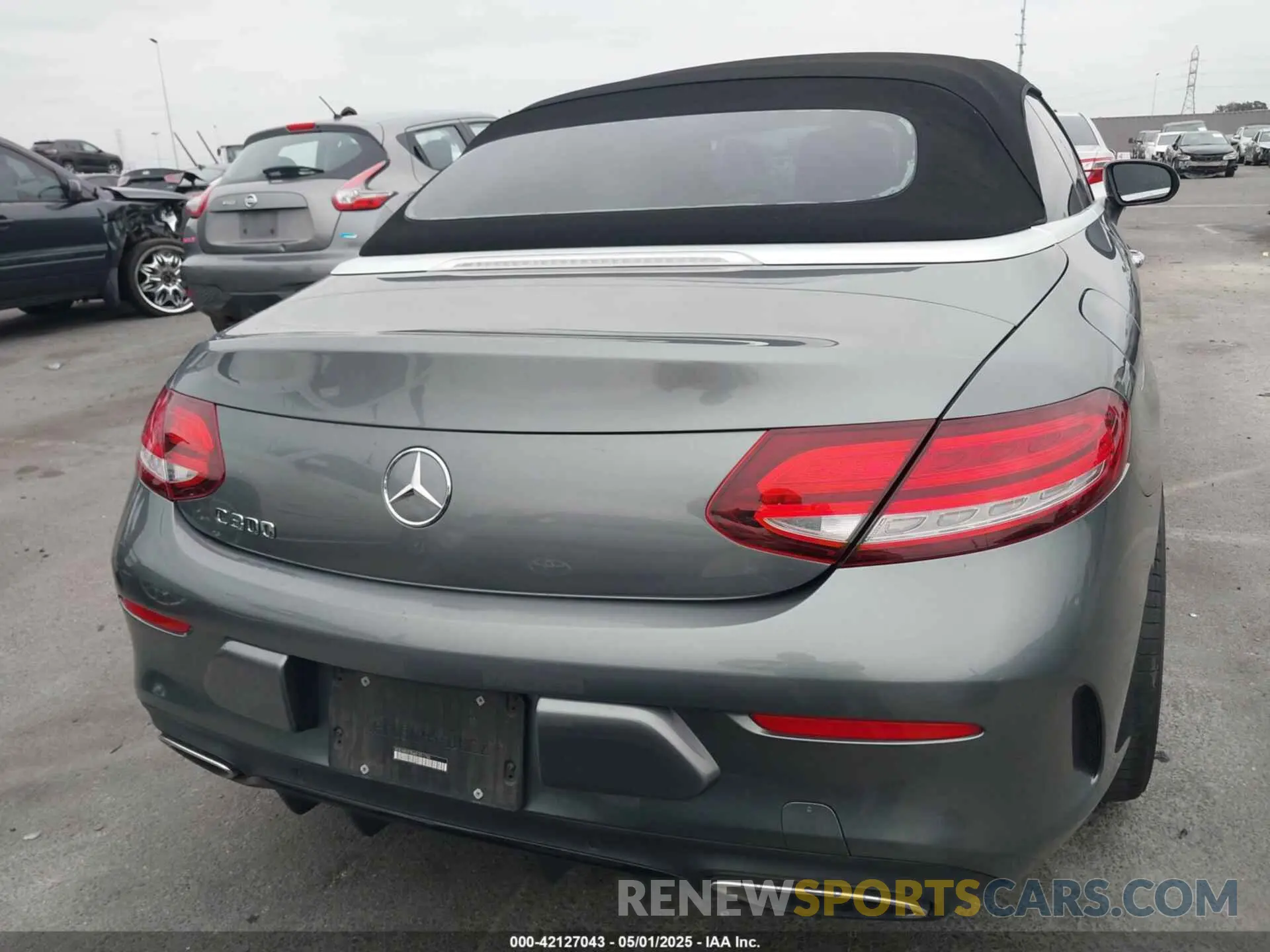 16 Photograph of a damaged car WDDWK8DB4KF901750 MERCEDES-BENZ C 300 2019