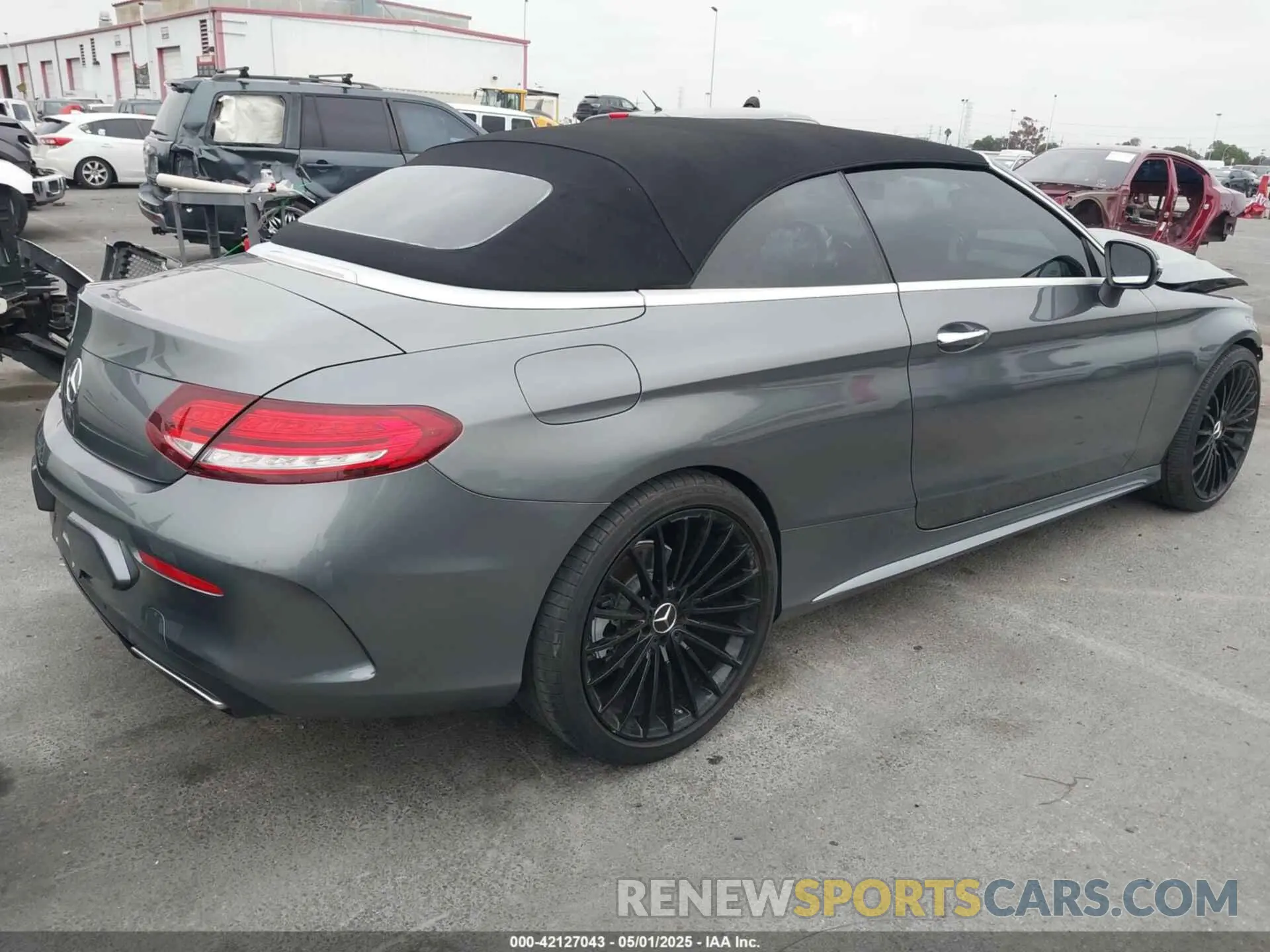 4 Photograph of a damaged car WDDWK8DB4KF901750 MERCEDES-BENZ C 300 2019