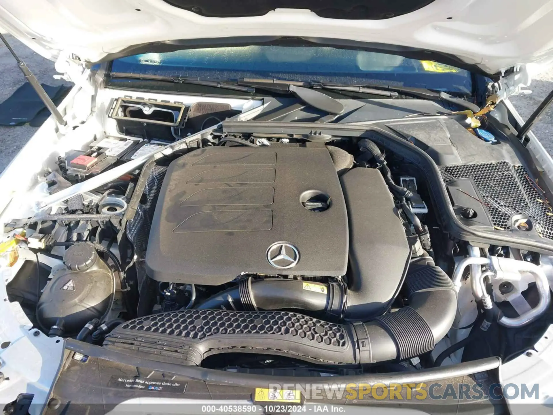 10 Photograph of a damaged car WDDWK8DB8KF775764 MERCEDES-BENZ C 300 2019