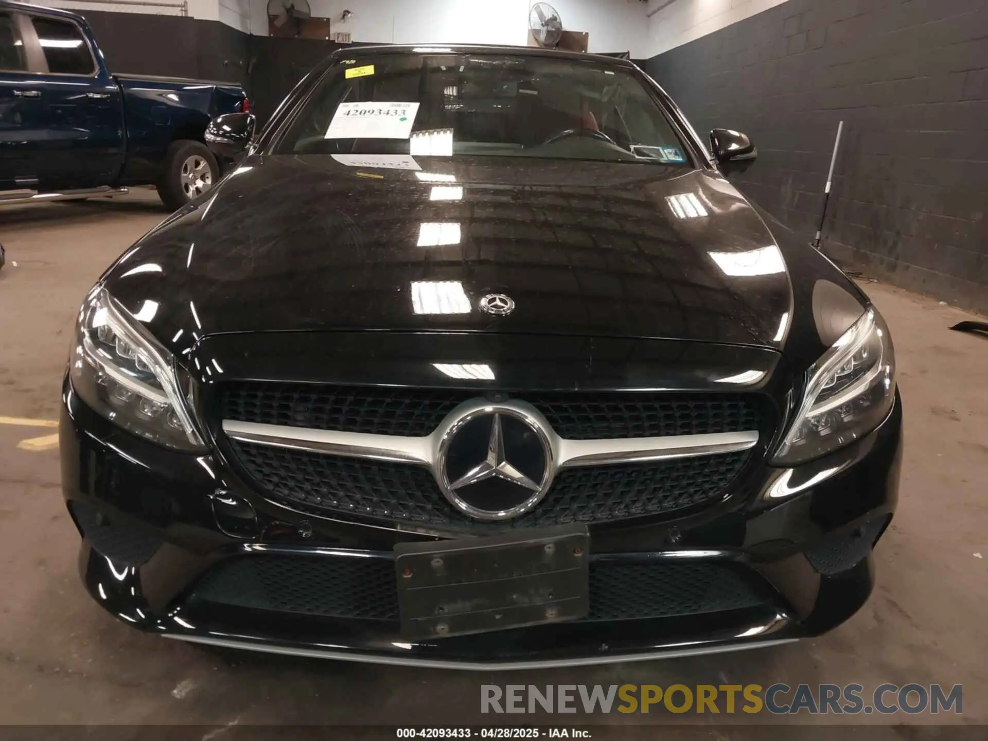 12 Photograph of a damaged car WDDWK8EB7KF779240 MERCEDES-BENZ C 300 2019