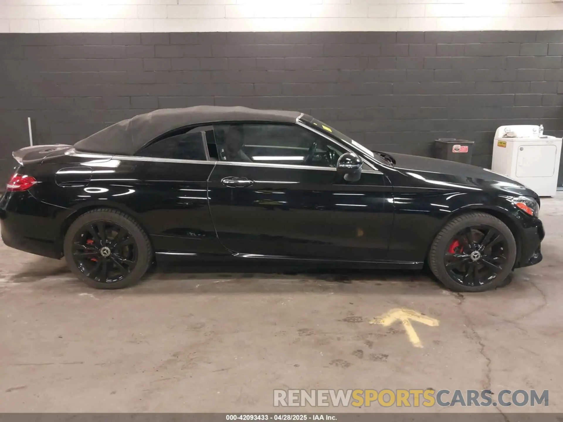 13 Photograph of a damaged car WDDWK8EB7KF779240 MERCEDES-BENZ C 300 2019