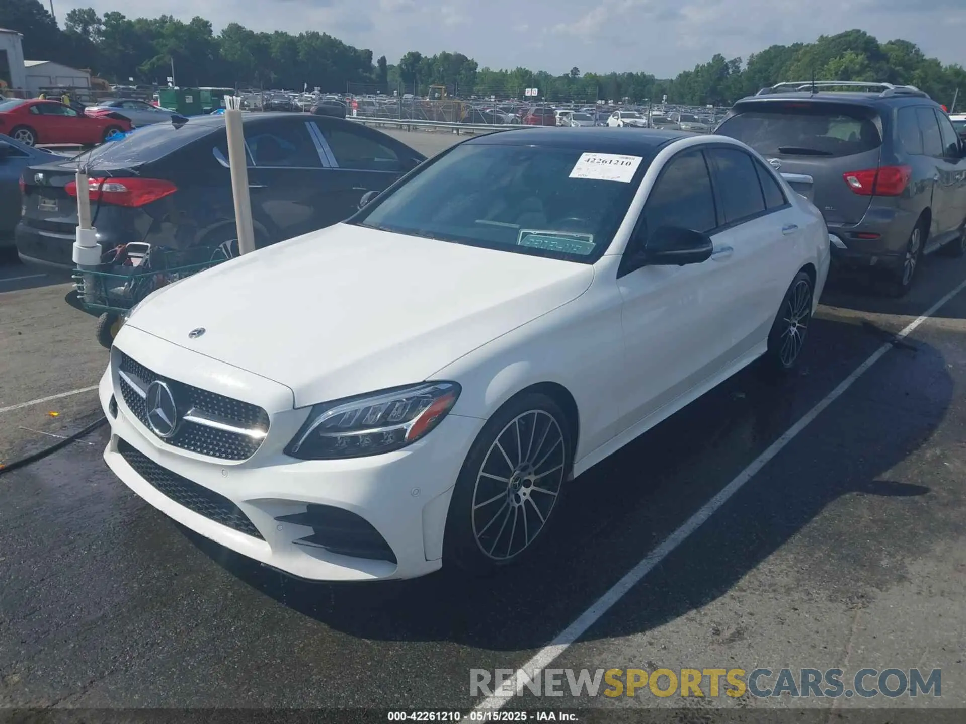 2 Photograph of a damaged car 55SWF8DB0LU326579 MERCEDES-BENZ C 300 2020