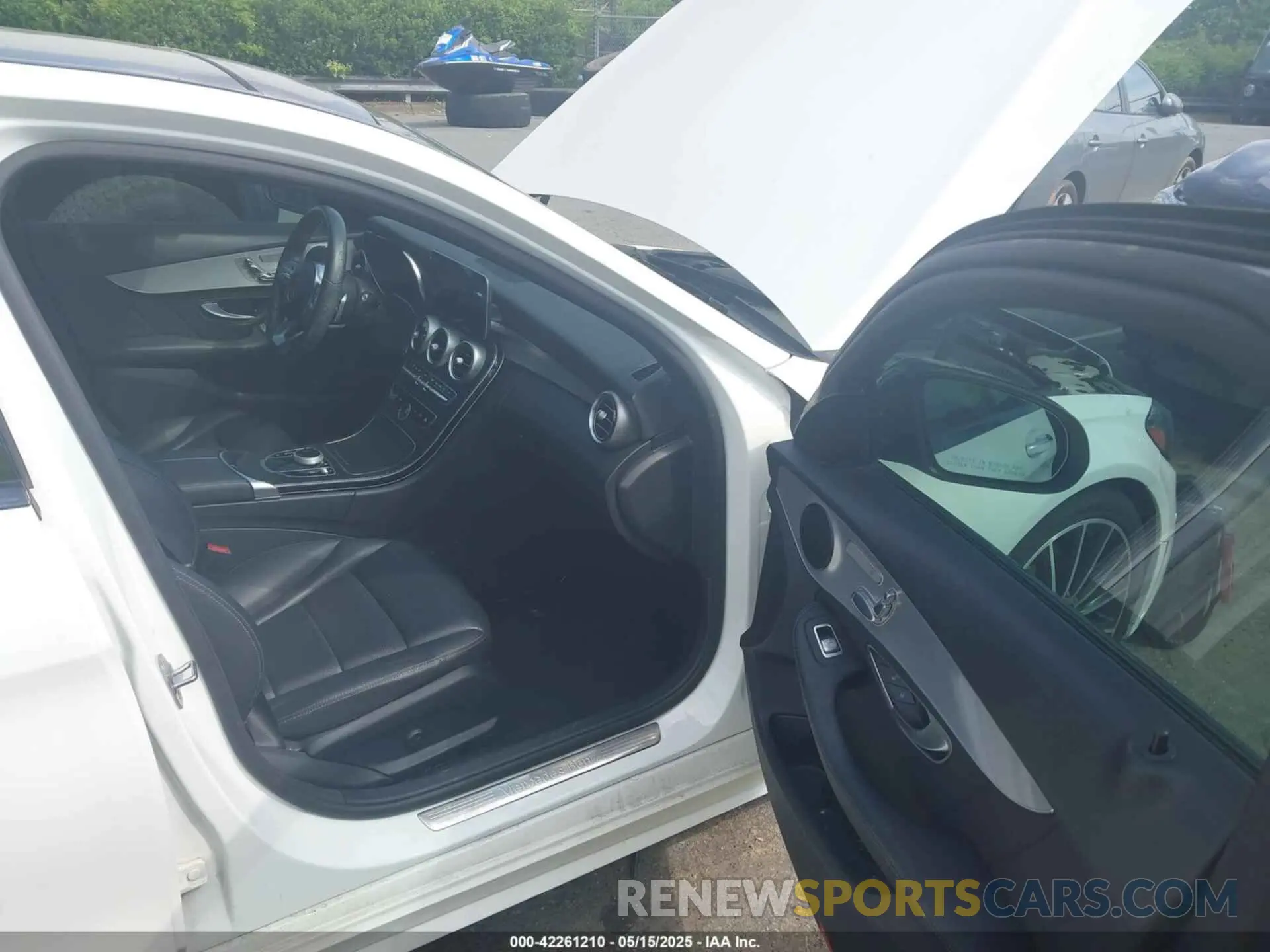 5 Photograph of a damaged car 55SWF8DB0LU326579 MERCEDES-BENZ C 300 2020