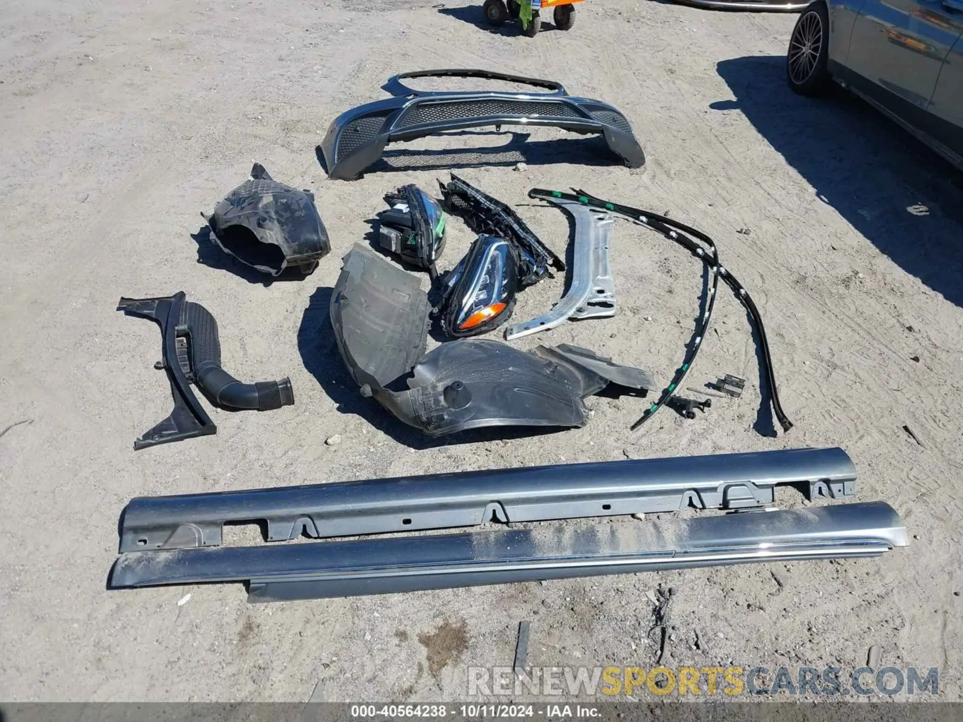 12 Photograph of a damaged car 55SWF8DB0LU328414 MERCEDES-BENZ C 300 2020