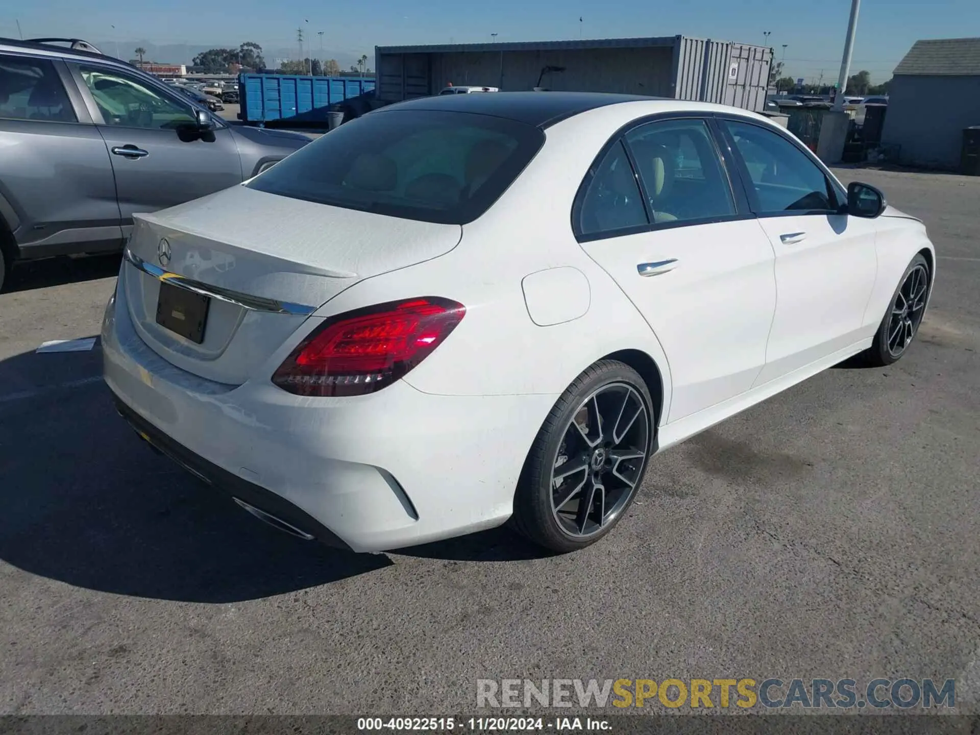 4 Photograph of a damaged car 55SWF8DB1LU322850 MERCEDES-BENZ C 300 2020