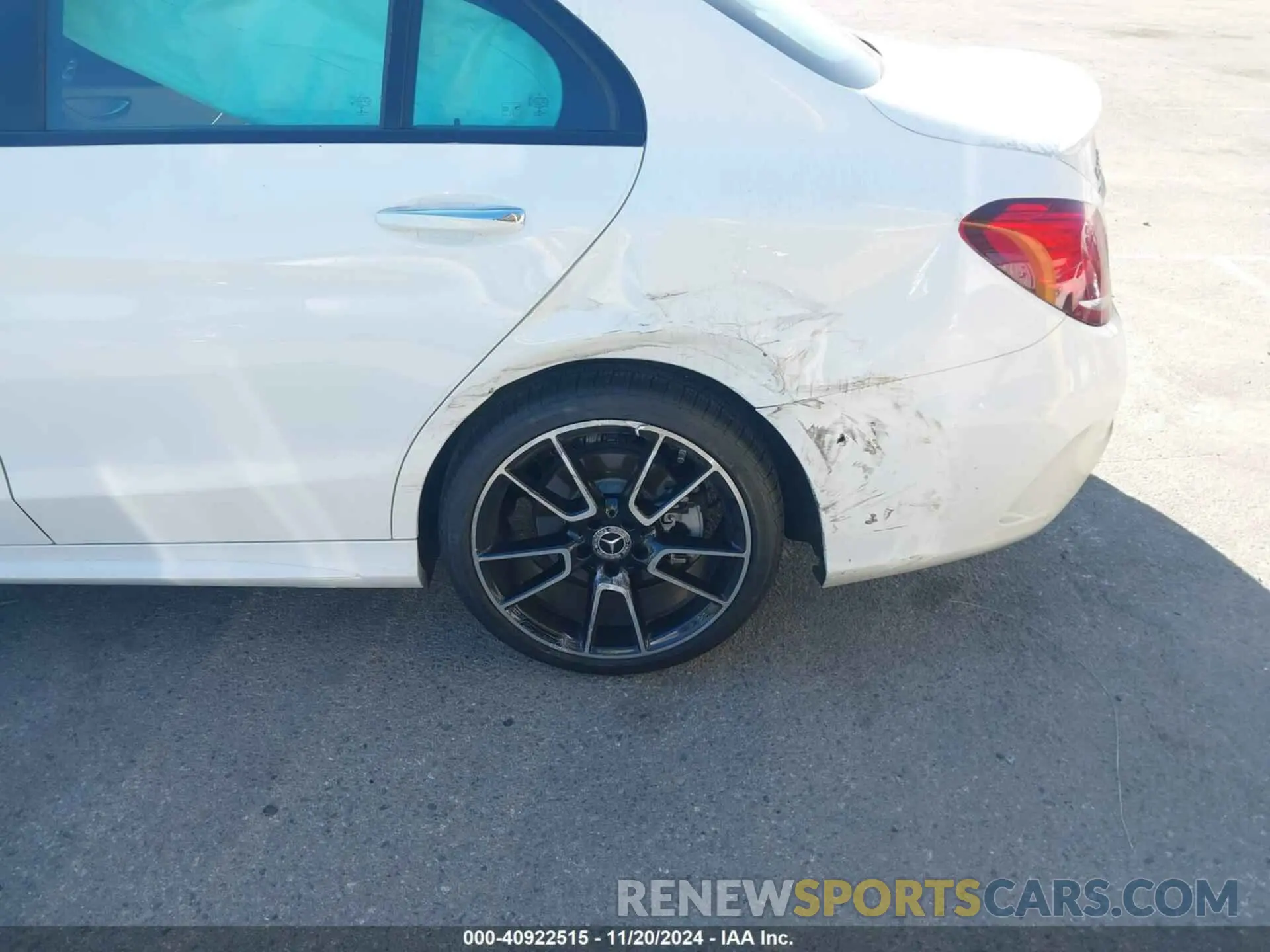 6 Photograph of a damaged car 55SWF8DB1LU322850 MERCEDES-BENZ C 300 2020