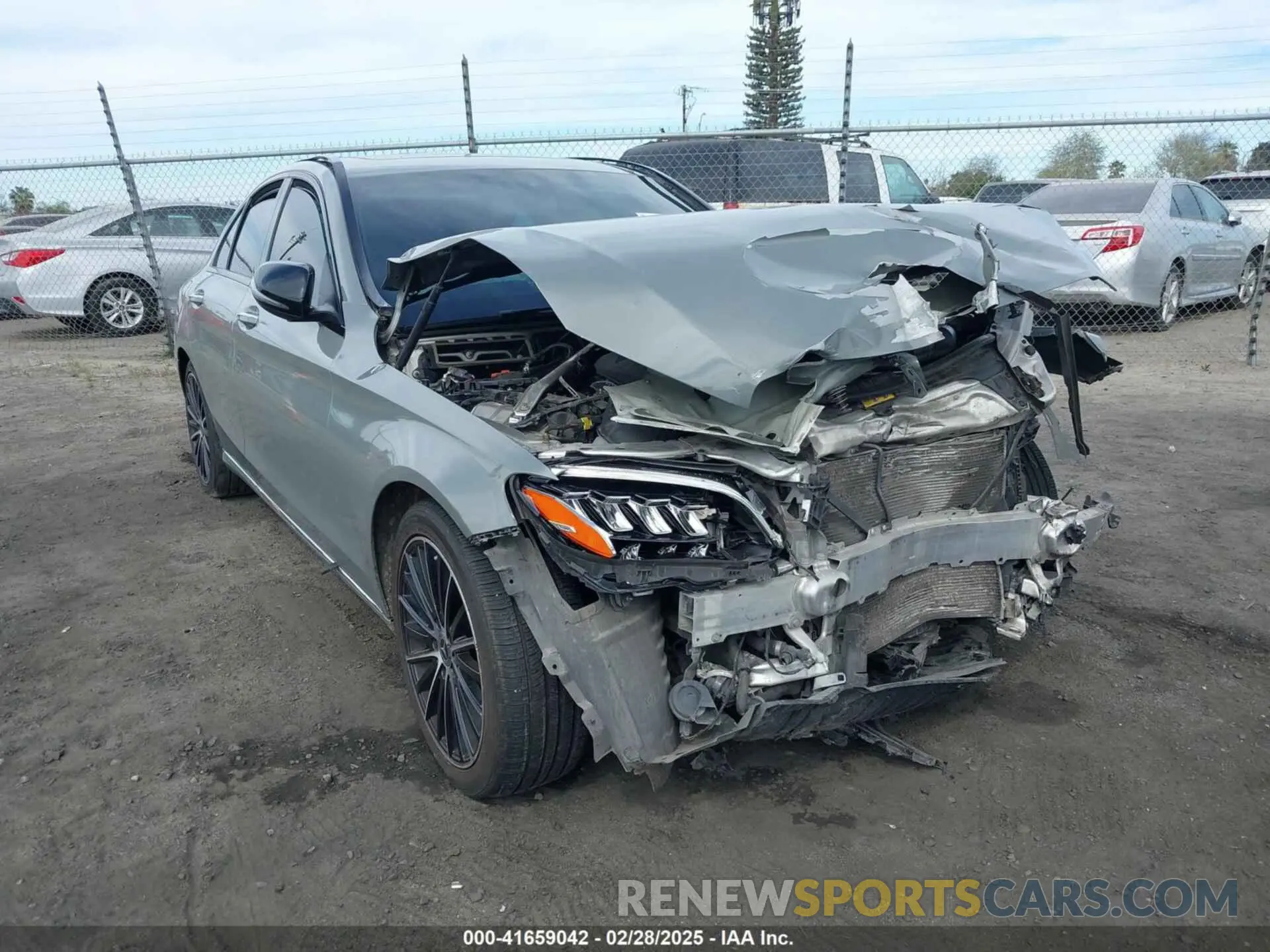 1 Photograph of a damaged car 55SWF8DB5LU329462 MERCEDES-BENZ C 300 2020