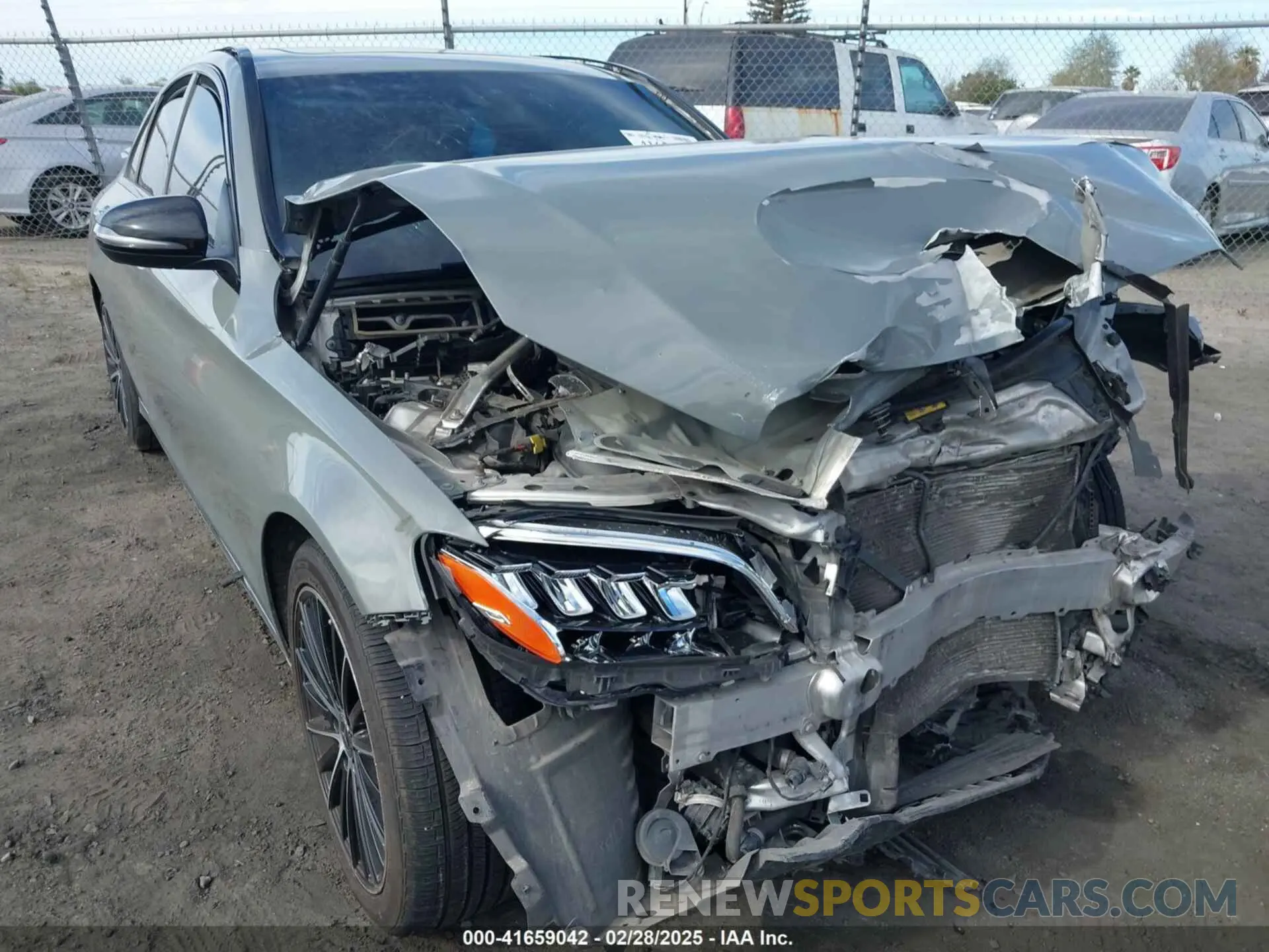 6 Photograph of a damaged car 55SWF8DB5LU329462 MERCEDES-BENZ C 300 2020