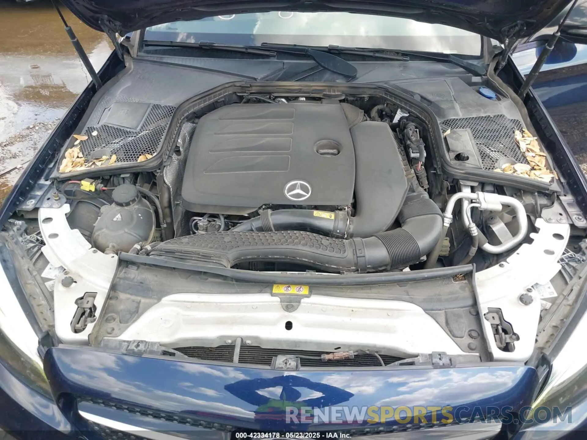 10 Photograph of a damaged car 55SWF8DB6LU326893 MERCEDES-BENZ C 300 2020