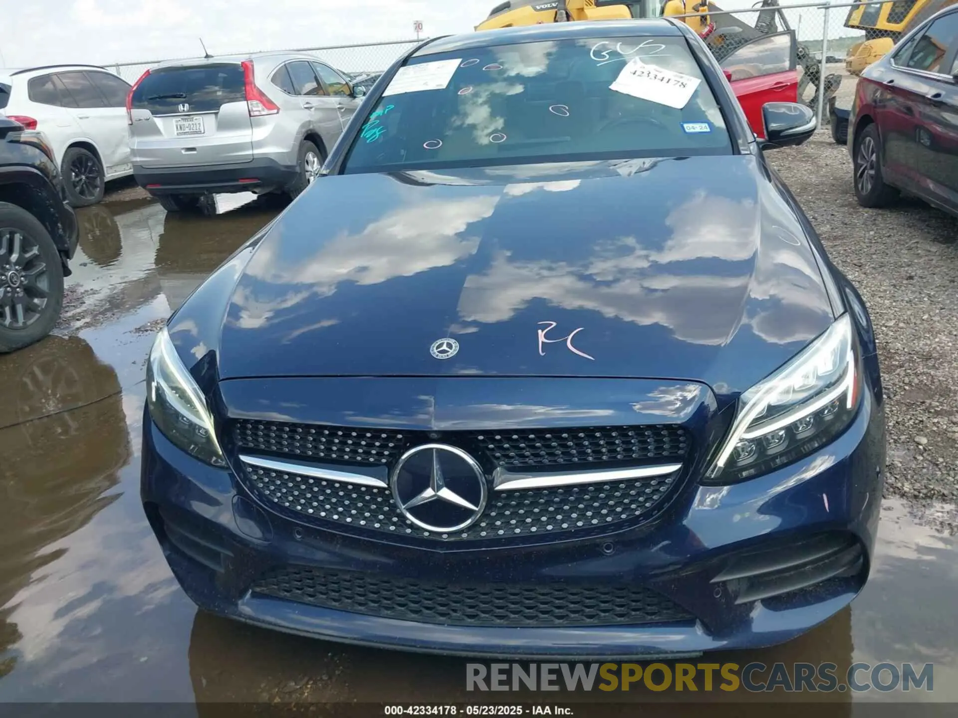 13 Photograph of a damaged car 55SWF8DB6LU326893 MERCEDES-BENZ C 300 2020