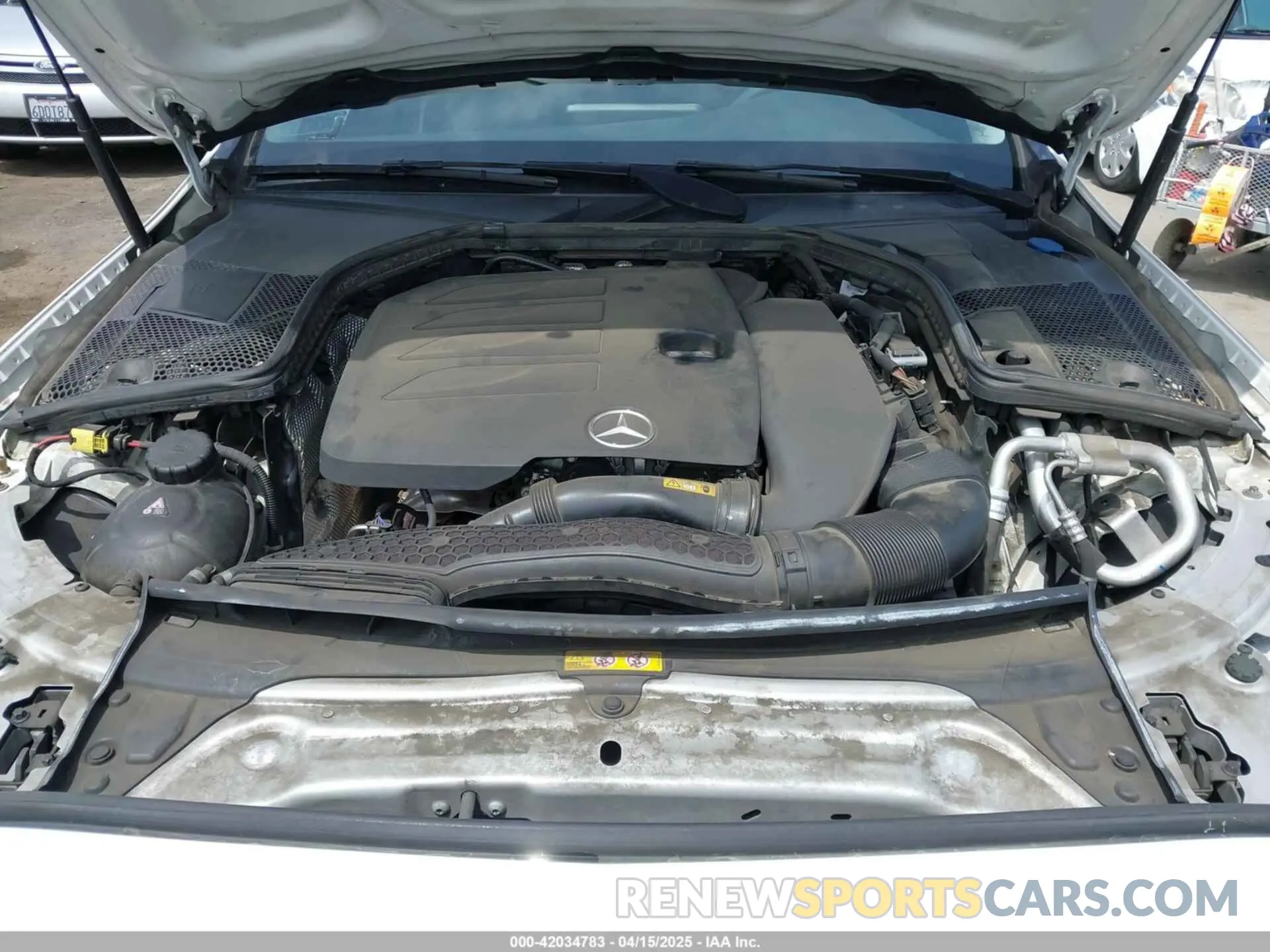 10 Photograph of a damaged car 55SWF8DB8LU324658 MERCEDES-BENZ C 300 2020