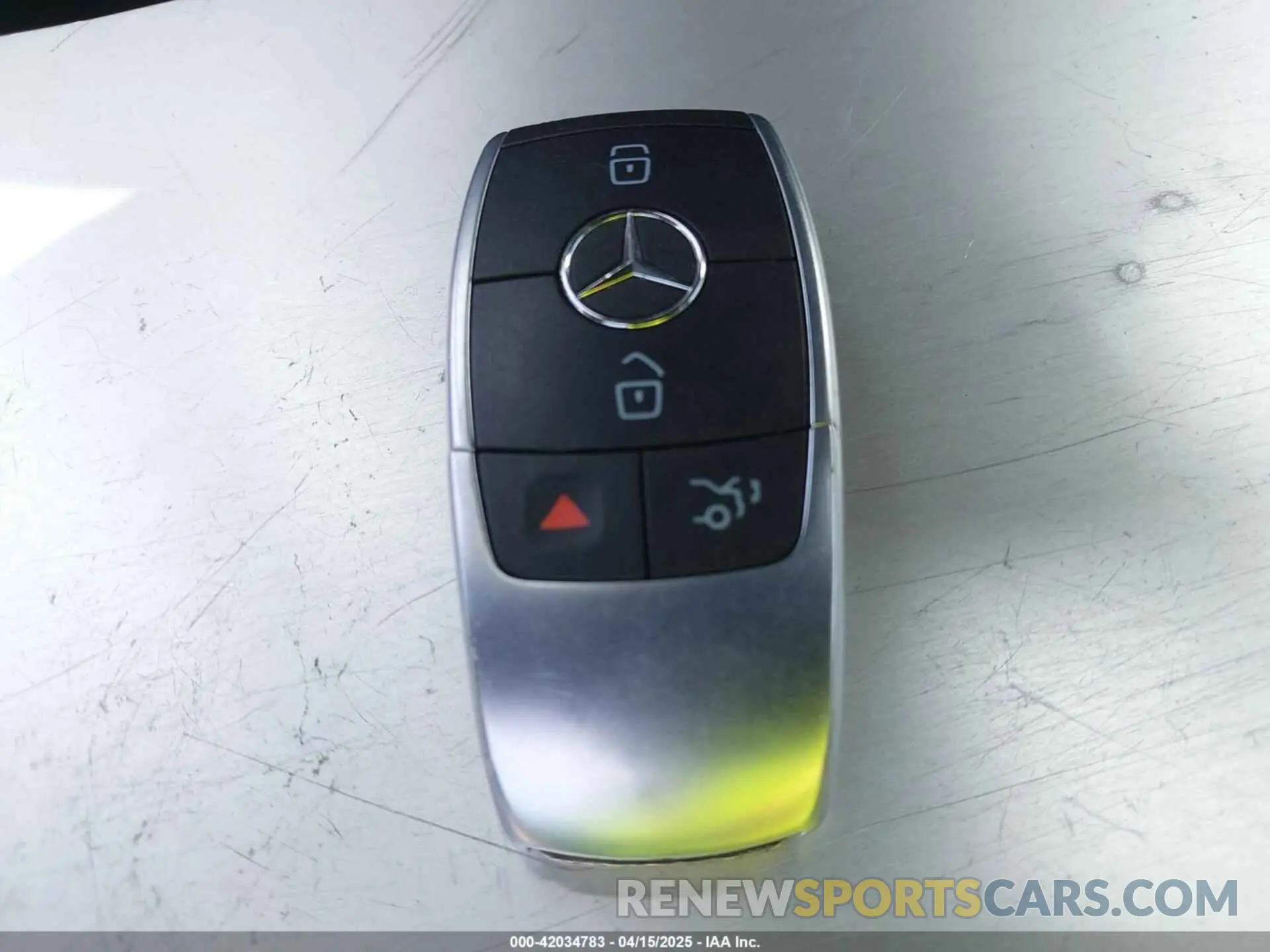 11 Photograph of a damaged car 55SWF8DB8LU324658 MERCEDES-BENZ C 300 2020