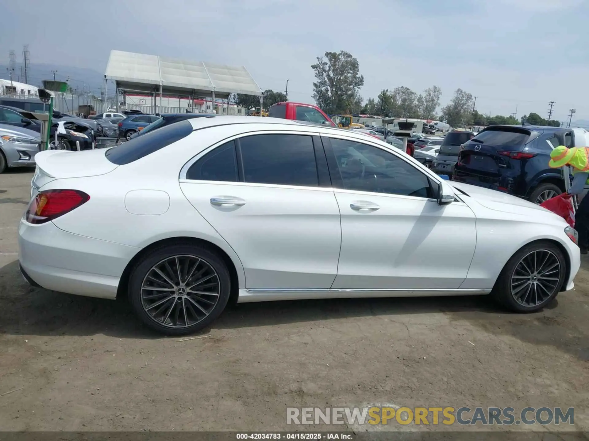 13 Photograph of a damaged car 55SWF8DB8LU324658 MERCEDES-BENZ C 300 2020