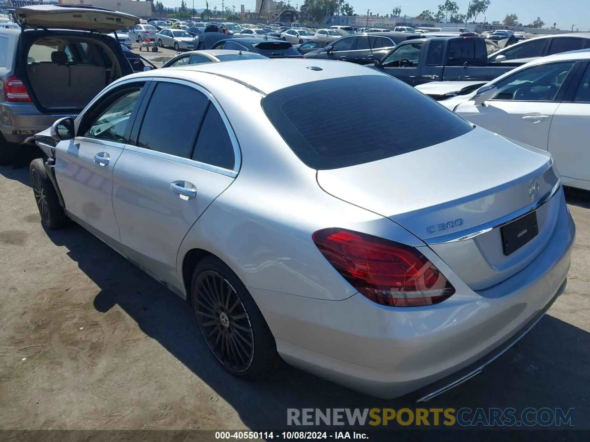 3 Photograph of a damaged car 55SWF8DBXLU325441 MERCEDES-BENZ C 300 2020