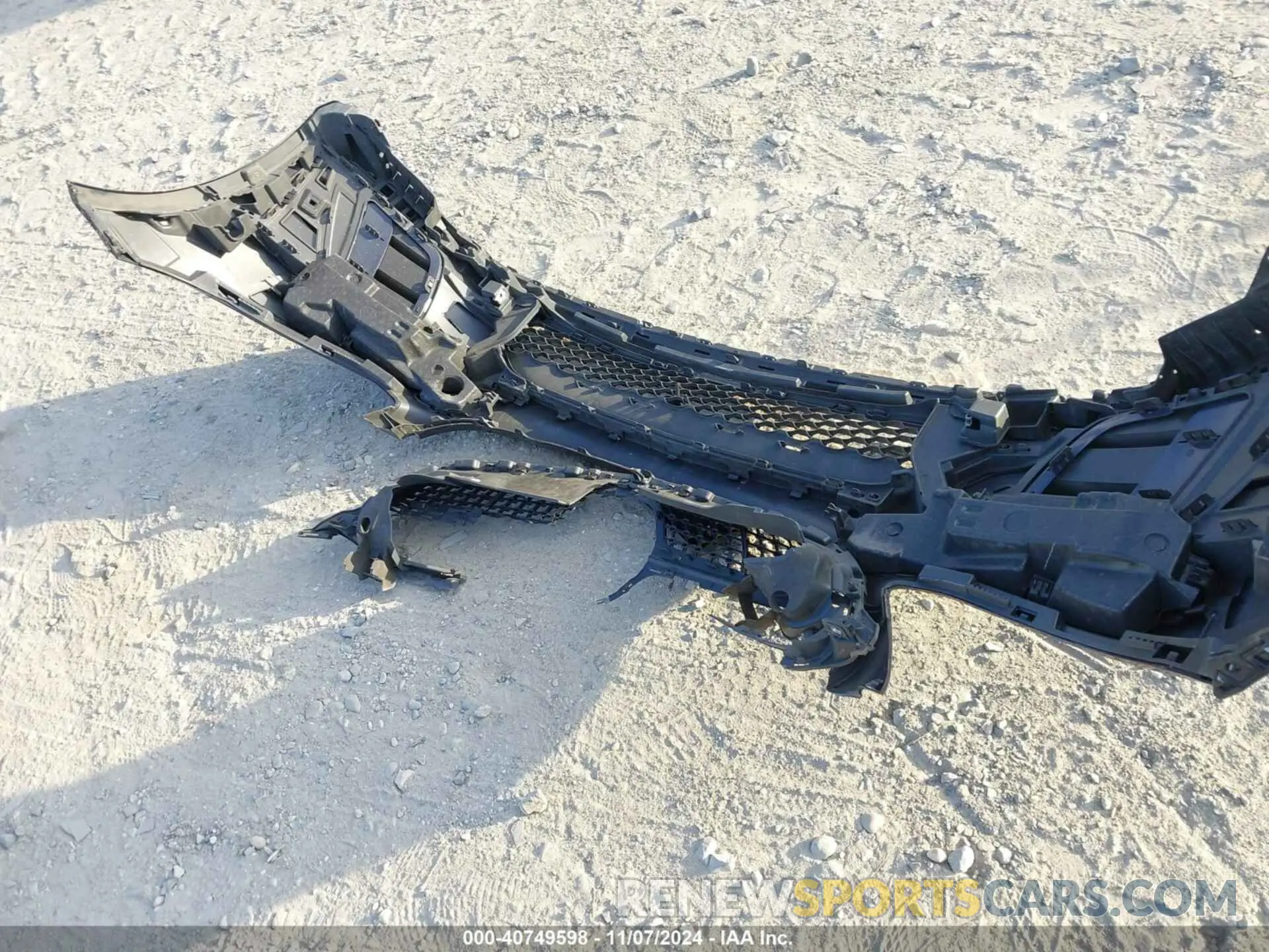 12 Photograph of a damaged car 55SWF8EB1LU330557 MERCEDES-BENZ C 300 2020