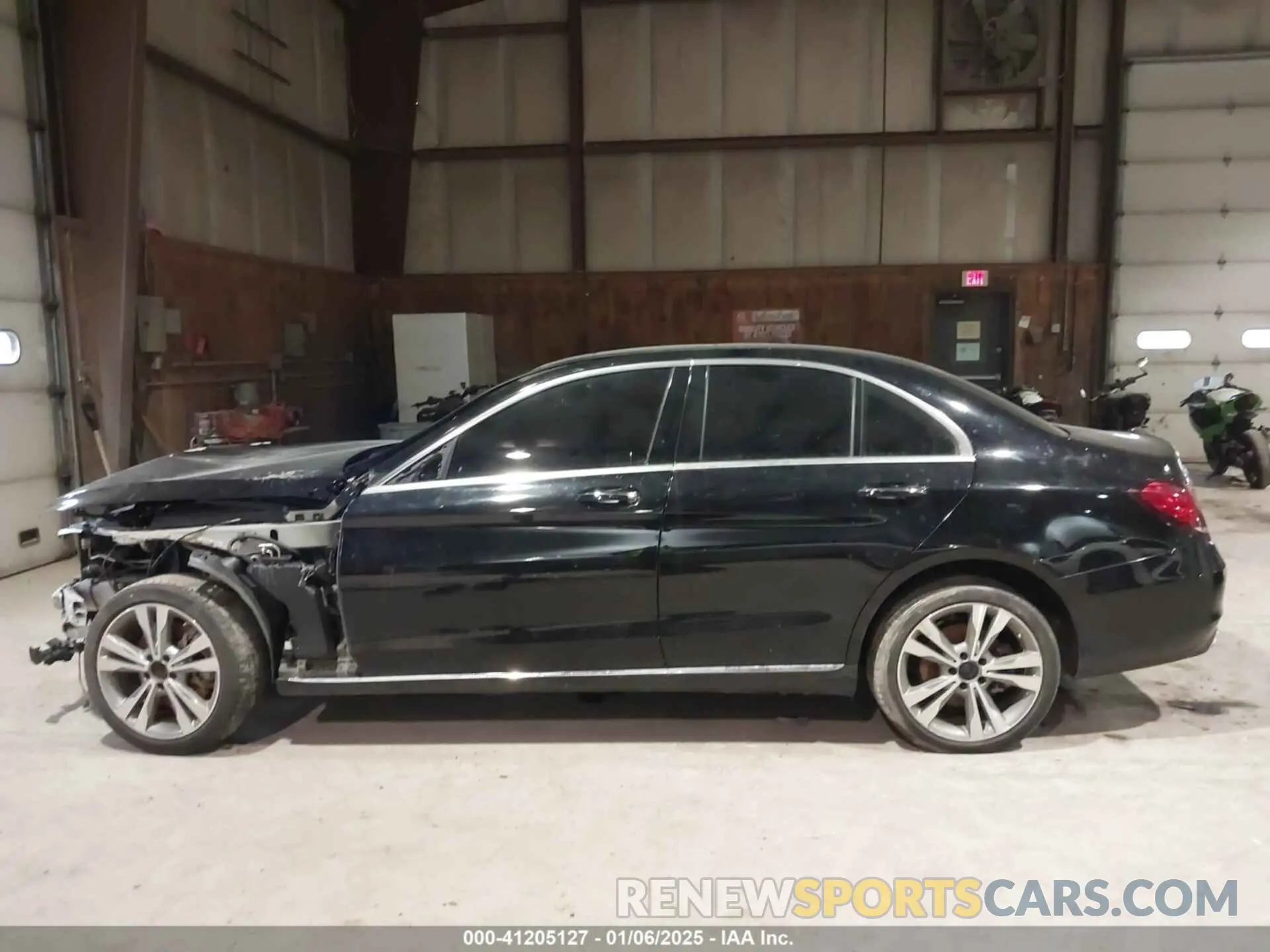 14 Photograph of a damaged car 55SWF8EB3LU327384 MERCEDES-BENZ C 300 2020