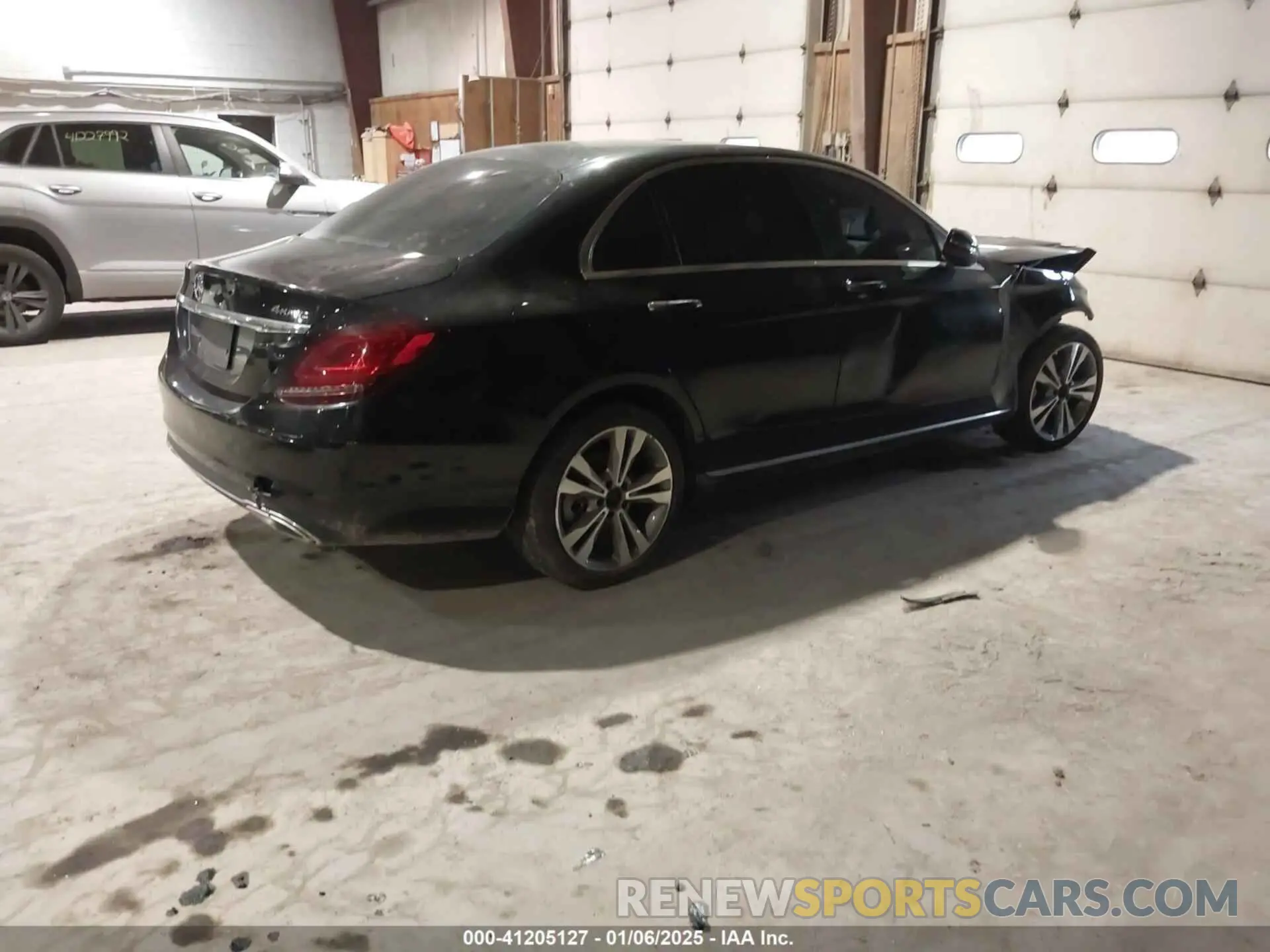 4 Photograph of a damaged car 55SWF8EB3LU327384 MERCEDES-BENZ C 300 2020