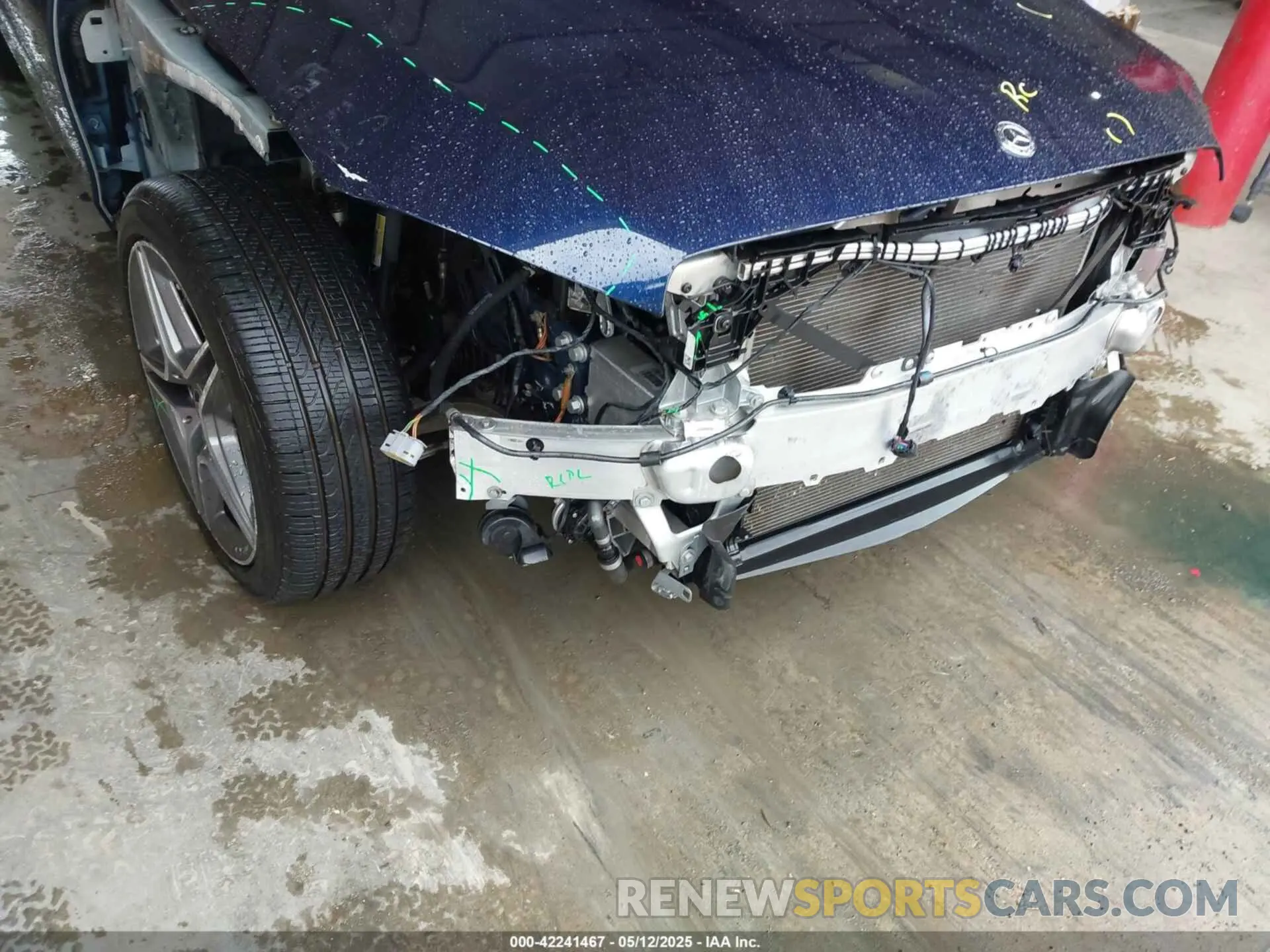 18 Photograph of a damaged car 55SWF8EB7LU323421 MERCEDES-BENZ C 300 2020