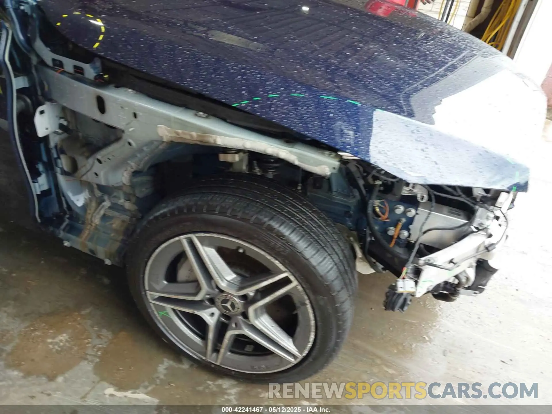 19 Photograph of a damaged car 55SWF8EB7LU323421 MERCEDES-BENZ C 300 2020