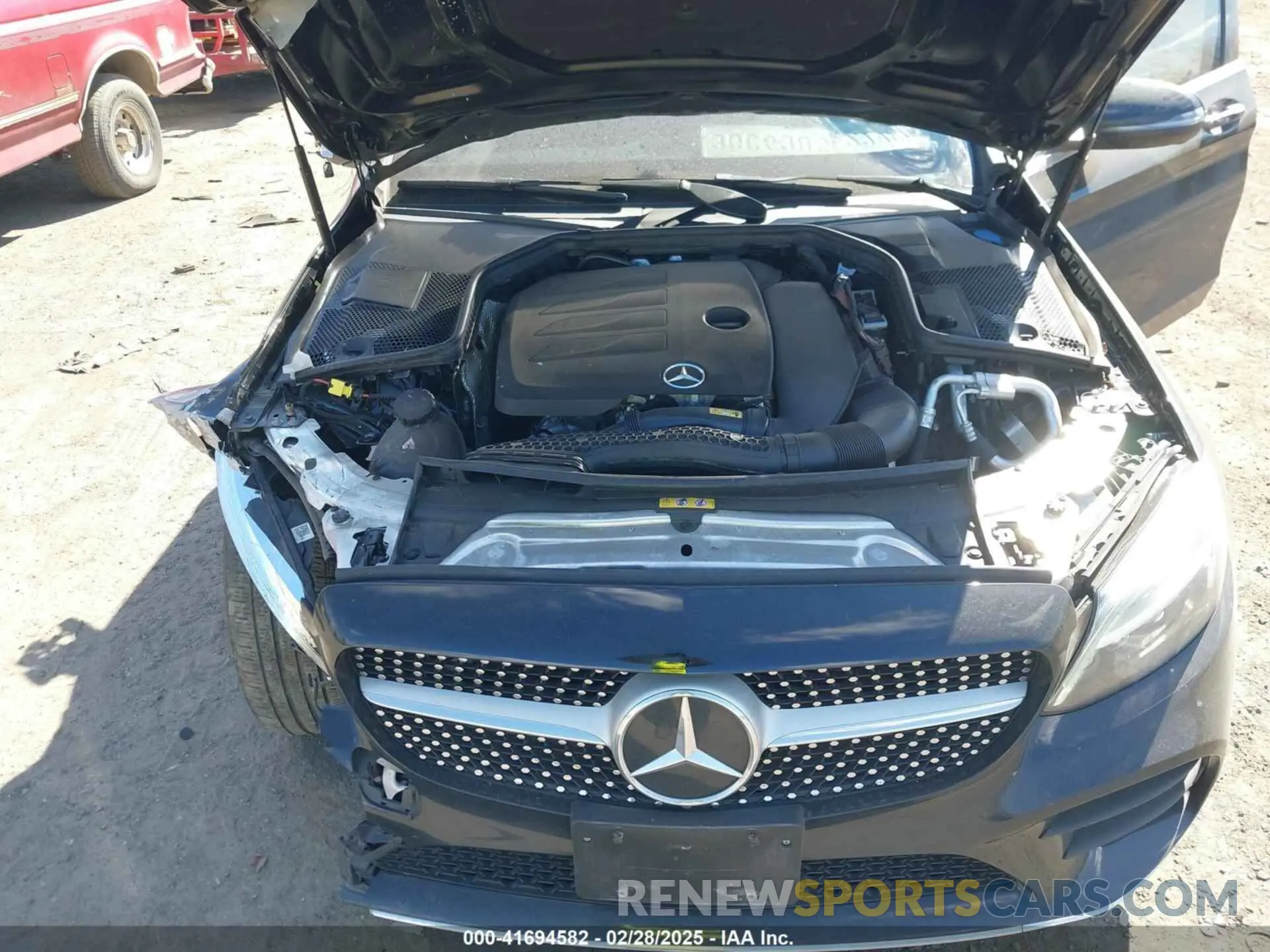 10 Photograph of a damaged car 55SWF8EBXLU333246 MERCEDES-BENZ C 300 2020