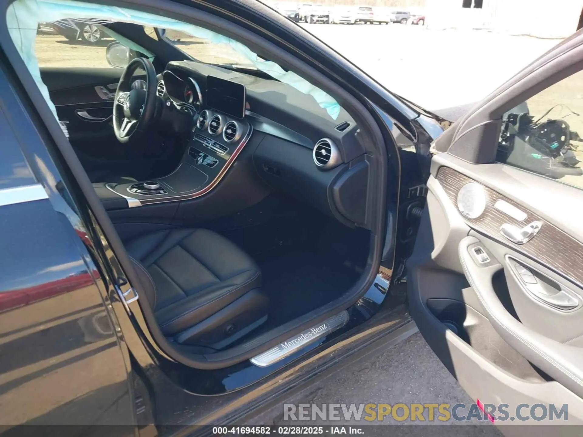 5 Photograph of a damaged car 55SWF8EBXLU333246 MERCEDES-BENZ C 300 2020