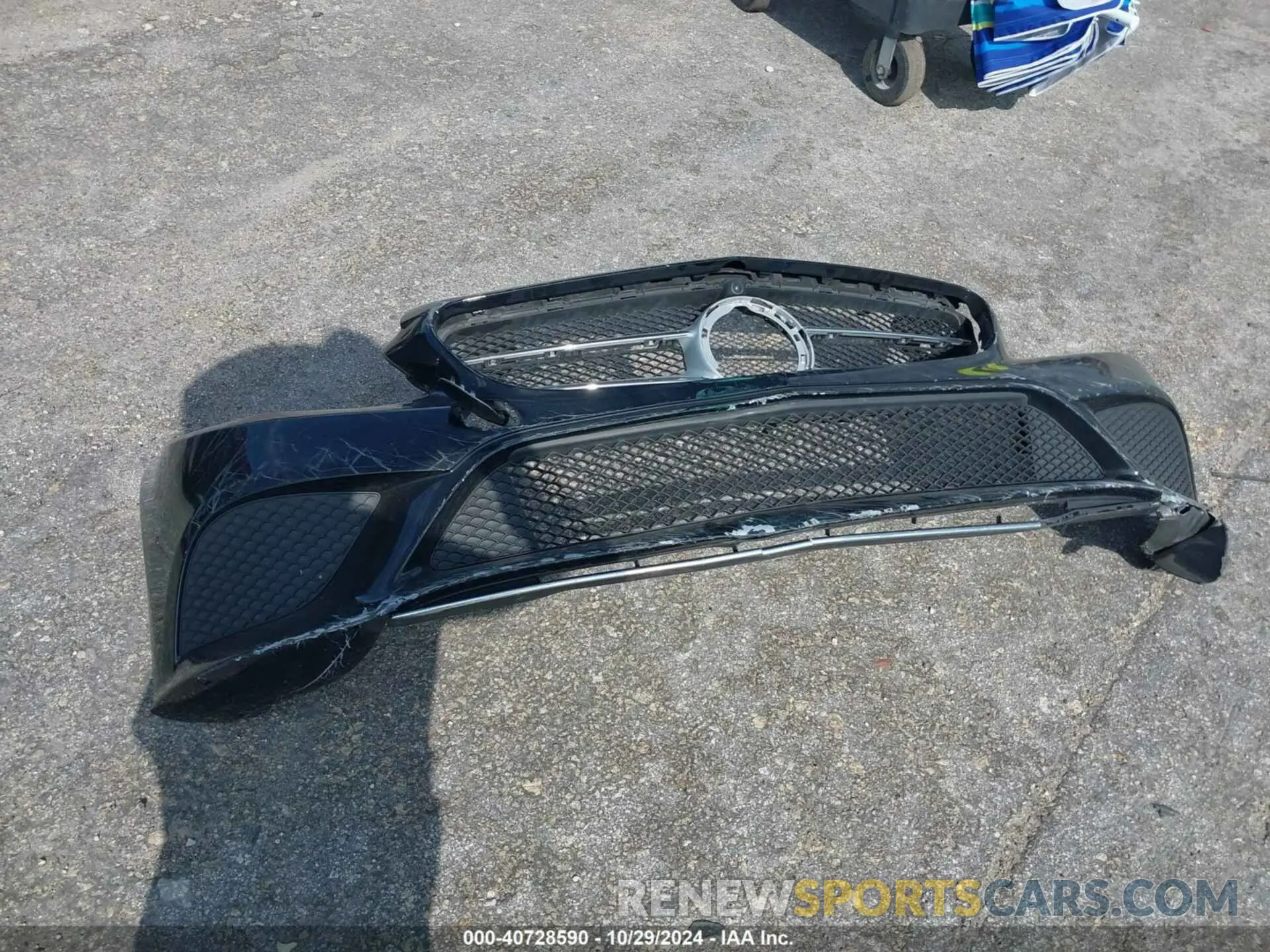 12 Photograph of a damaged car W1KWF8DB2LR577153 MERCEDES-BENZ C 300 2020
