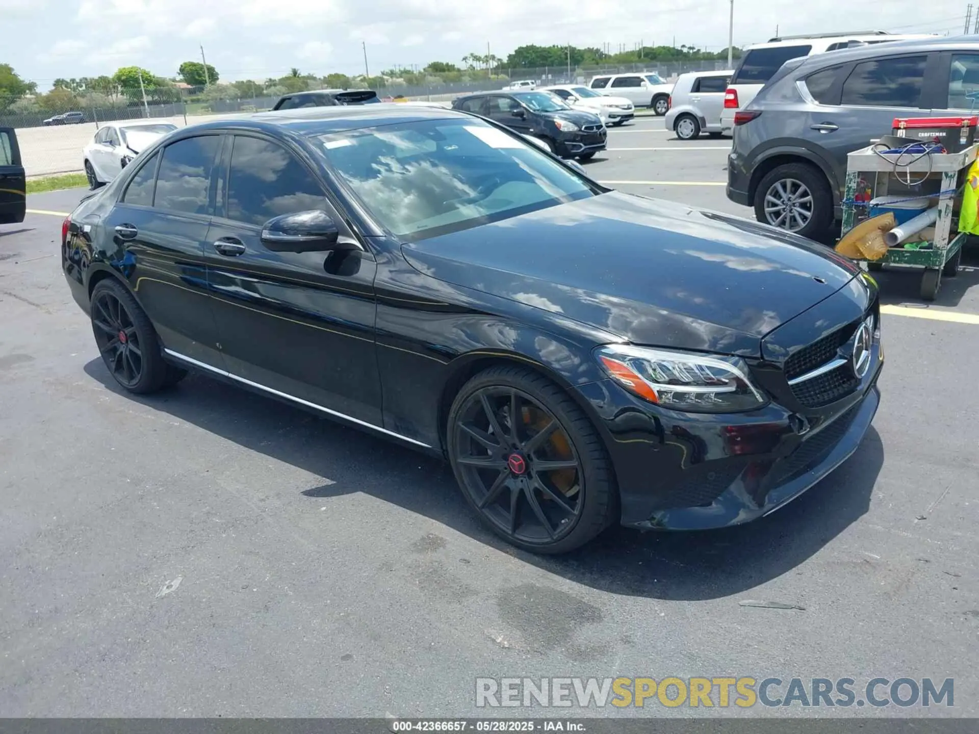 1 Photograph of a damaged car W1KWF8DB4LR581964 MERCEDES-BENZ C 300 2020