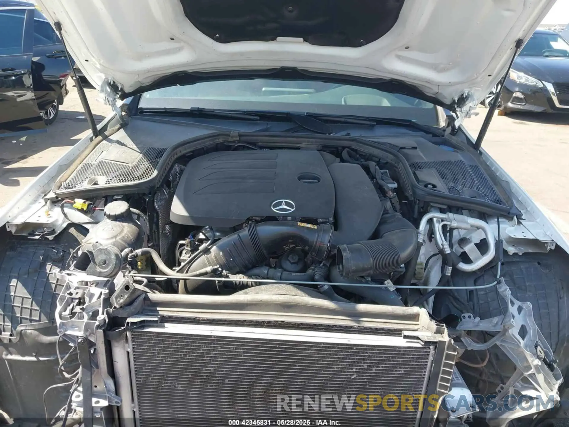 10 Photograph of a damaged car W1KWF8DB4LR592284 MERCEDES-BENZ C 300 2020