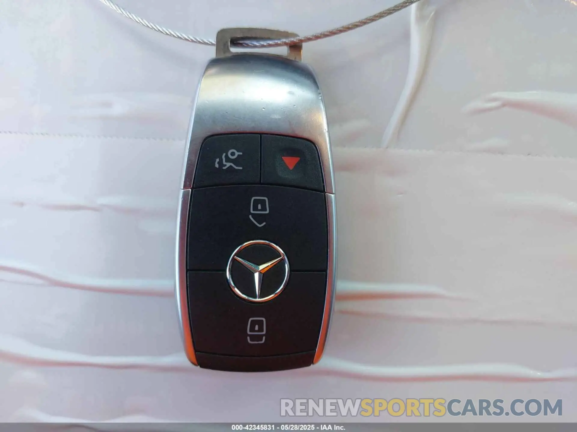 11 Photograph of a damaged car W1KWF8DB4LR592284 MERCEDES-BENZ C 300 2020