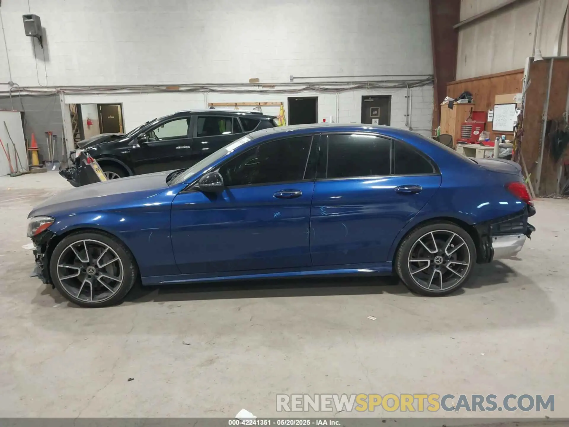 15 Photograph of a damaged car W1KWF8DB5LR569967 MERCEDES-BENZ C 300 2020