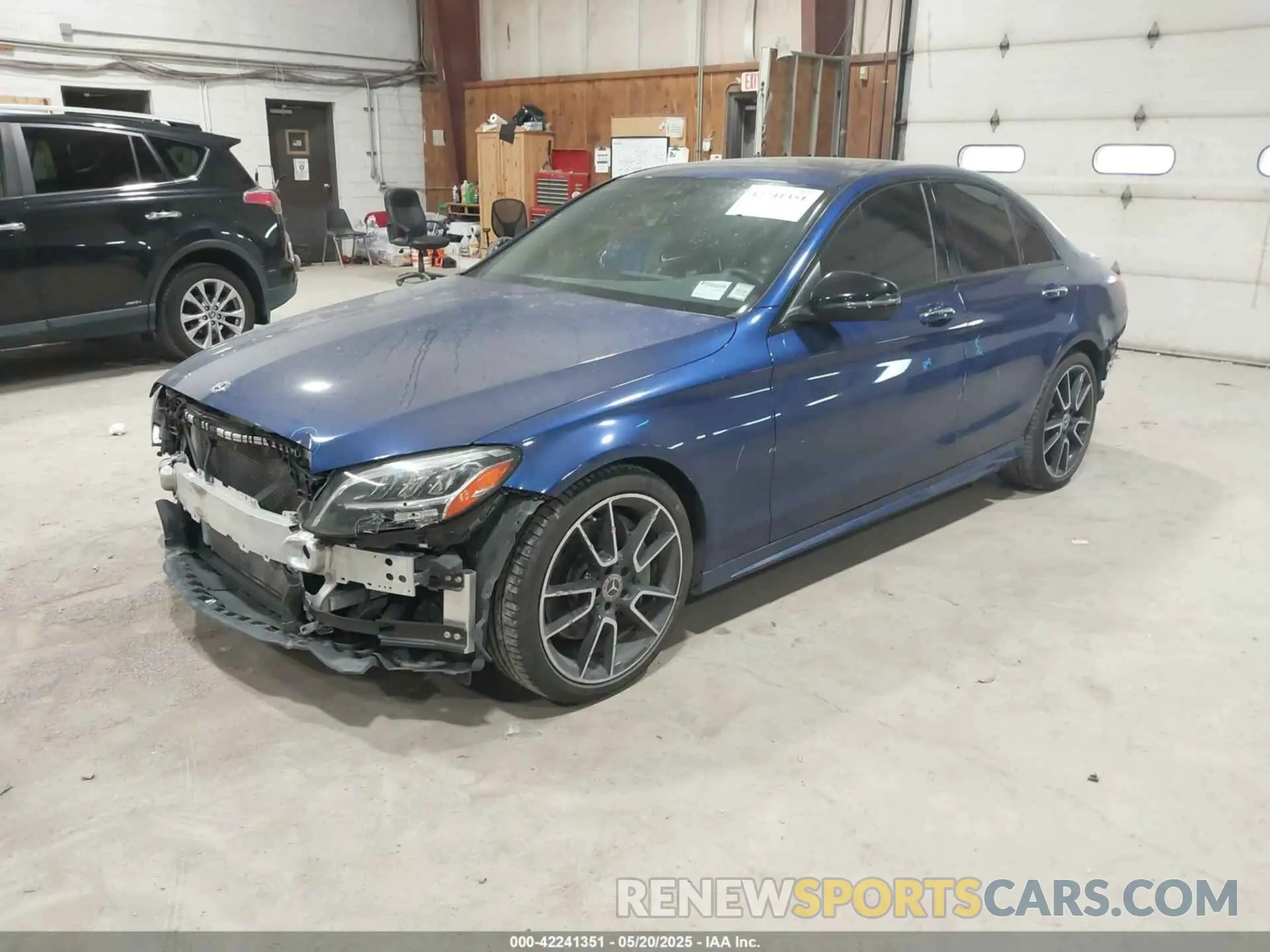 2 Photograph of a damaged car W1KWF8DB5LR569967 MERCEDES-BENZ C 300 2020