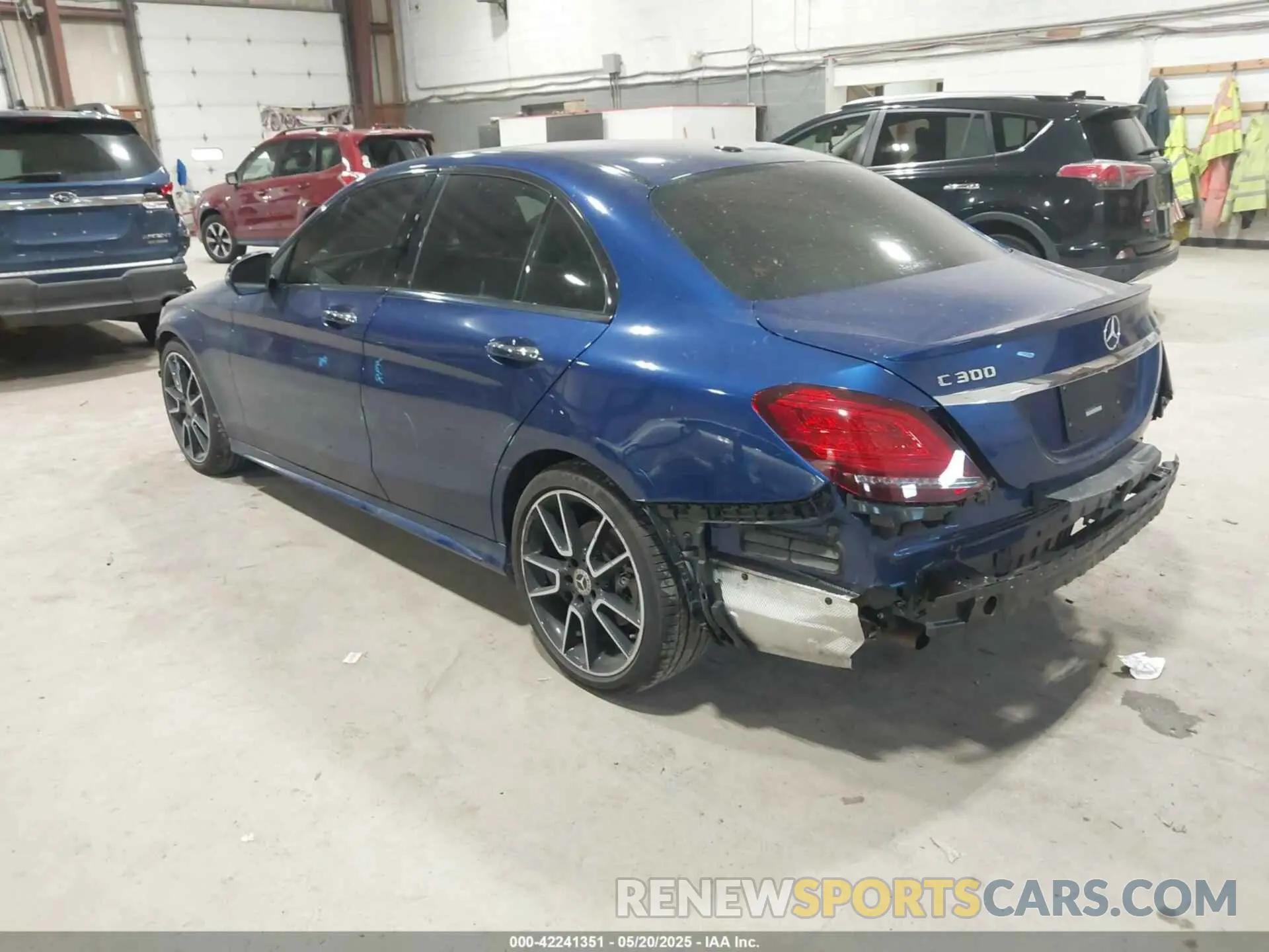 3 Photograph of a damaged car W1KWF8DB5LR569967 MERCEDES-BENZ C 300 2020