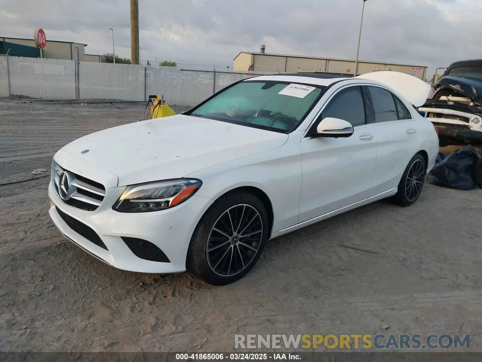 2 Photograph of a damaged car W1KWF8DB6LR574594 MERCEDES-BENZ C 300 2020