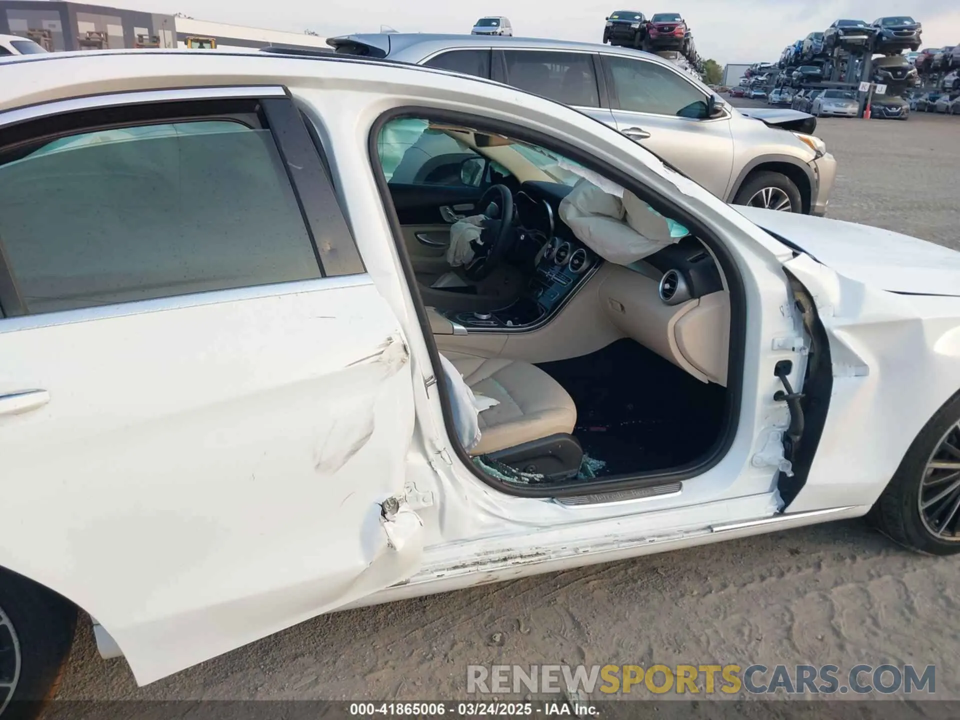 6 Photograph of a damaged car W1KWF8DB6LR574594 MERCEDES-BENZ C 300 2020